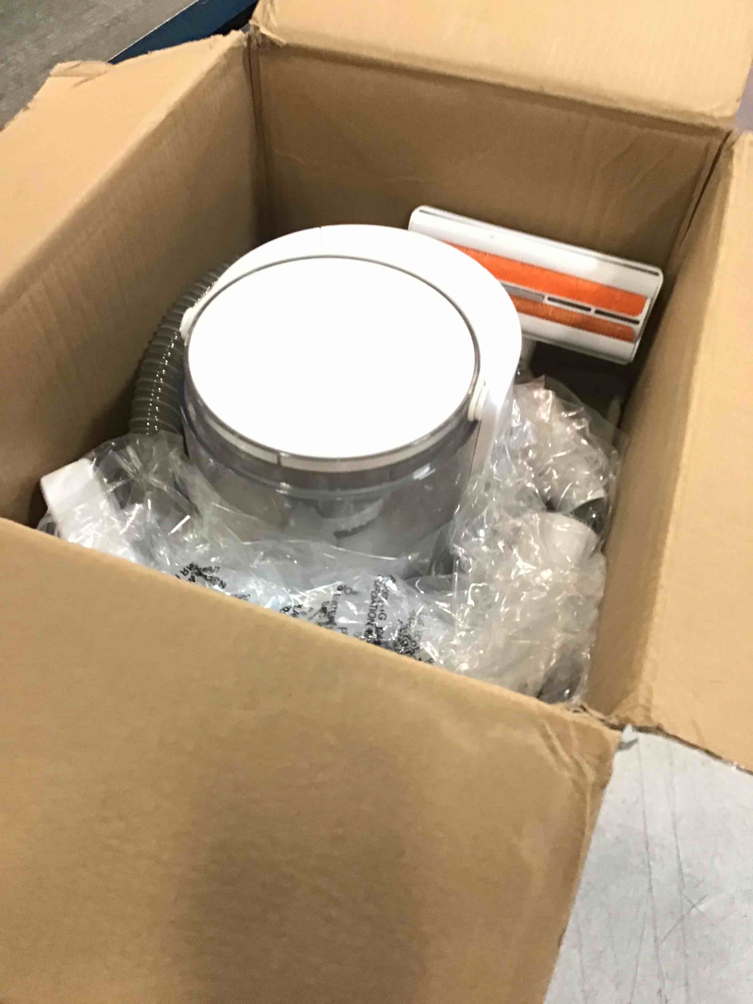 https://s3.amazonaws.com/lotting-images-prod/bidfta/YEL5688564_1706624245011.jpeg