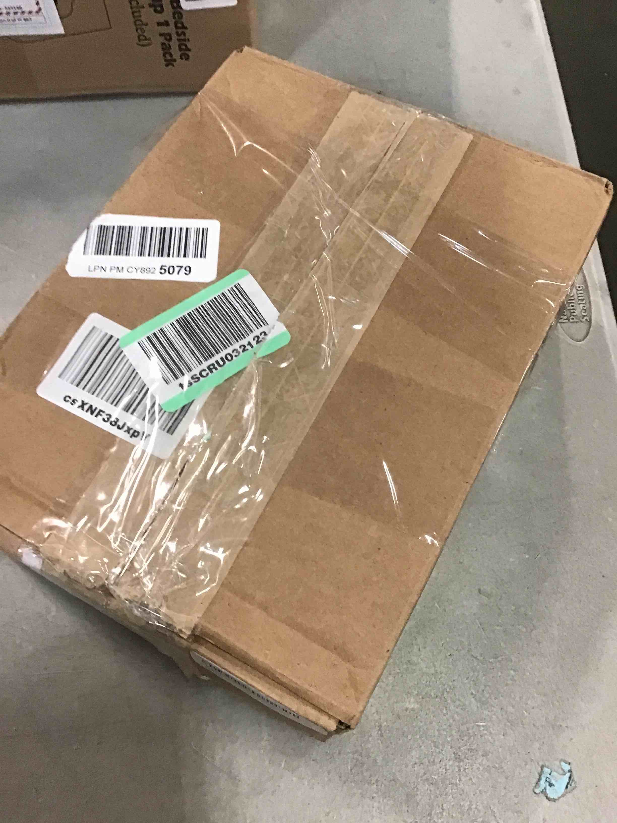 https://s3.amazonaws.com/lotting-images-prod/bidfta/YEL5688994_1706792971132.jpeg