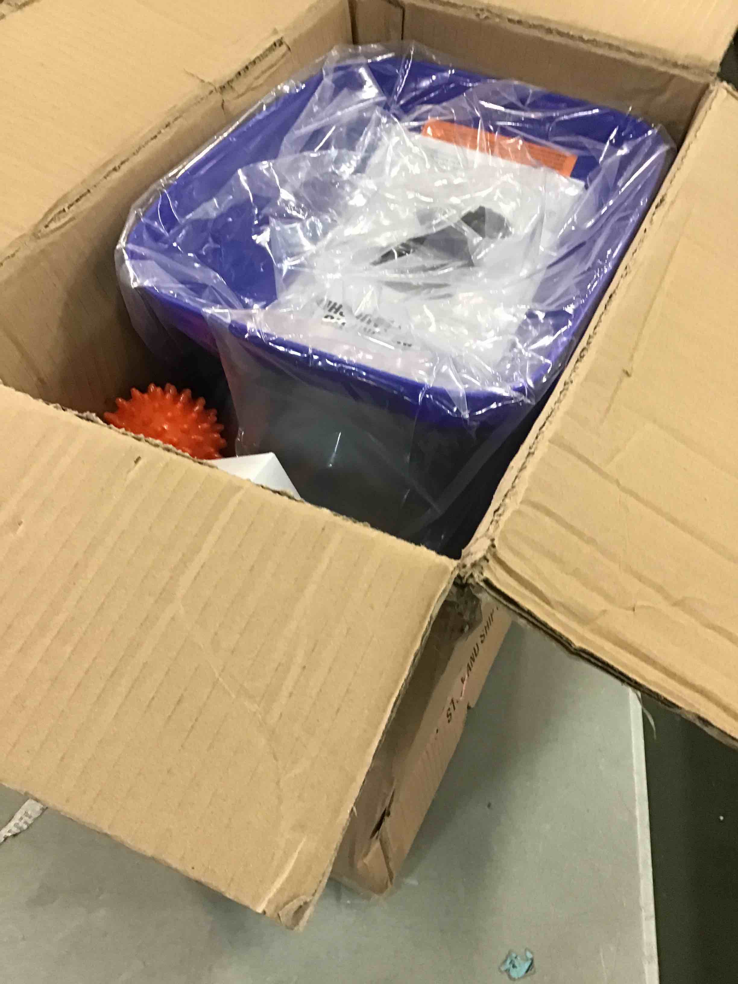 https://s3.amazonaws.com/lotting-images-prod/bidfta/YEL5689048_1706802299502.jpeg