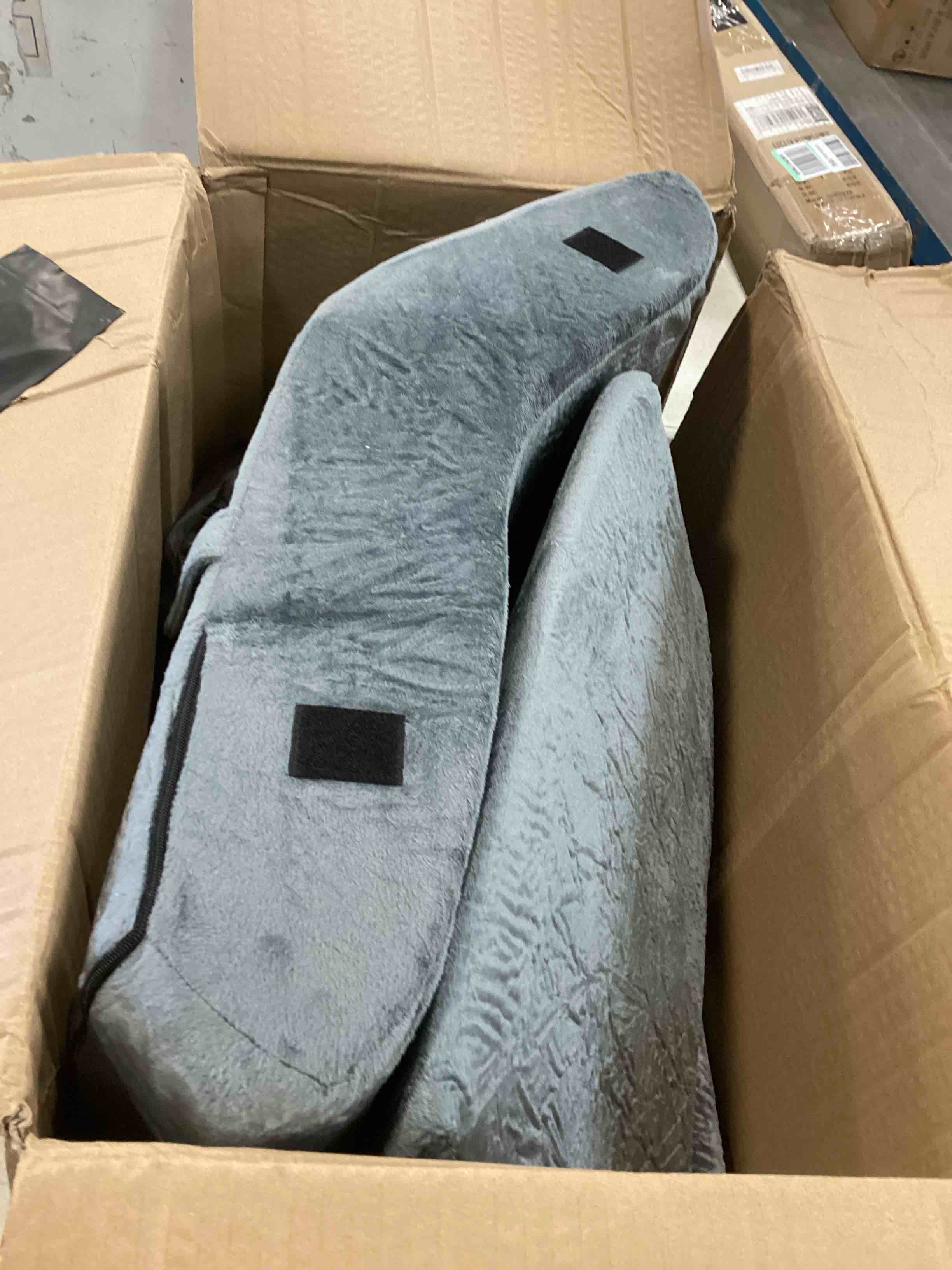 https://s3.amazonaws.com/lotting-images-prod/bidfta/YEL5689825_1707070204441.jpeg