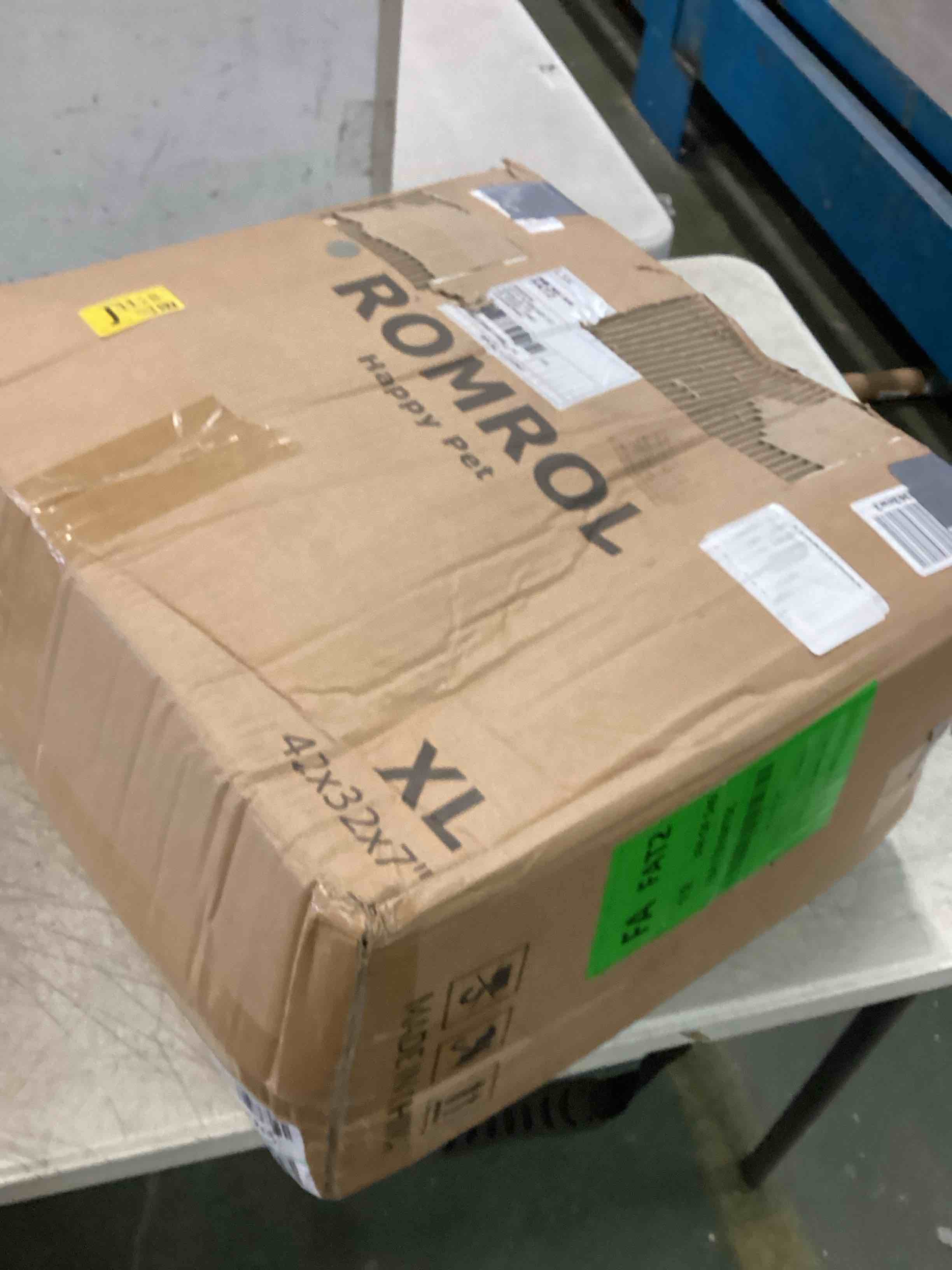 https://s3.amazonaws.com/lotting-images-prod/bidfta/YEL5689918_1707080796279.jpeg