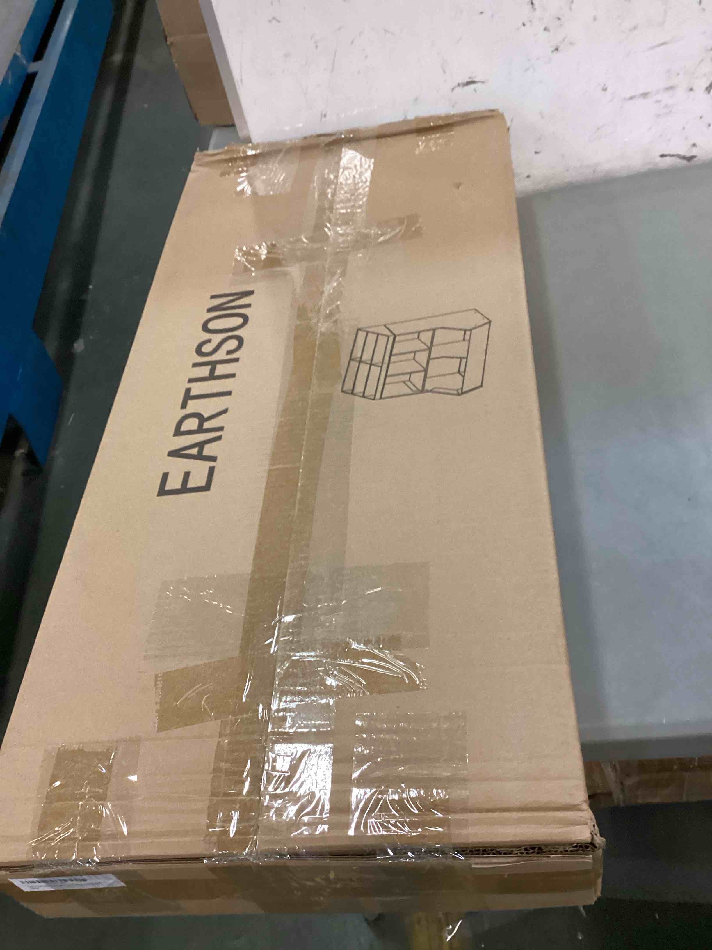 https://s3.amazonaws.com/lotting-images-prod/bidfta/YEL5690030_1706712766347.jpeg