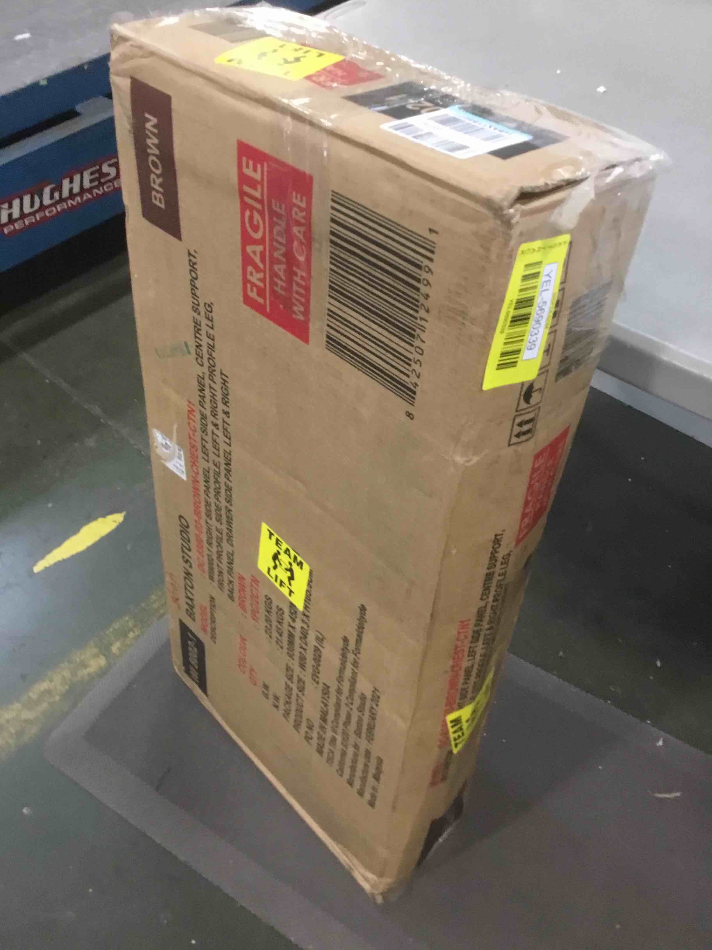 https://s3.amazonaws.com/lotting-images-prod/bidfta/YEL5690339_1706803136506.jpeg