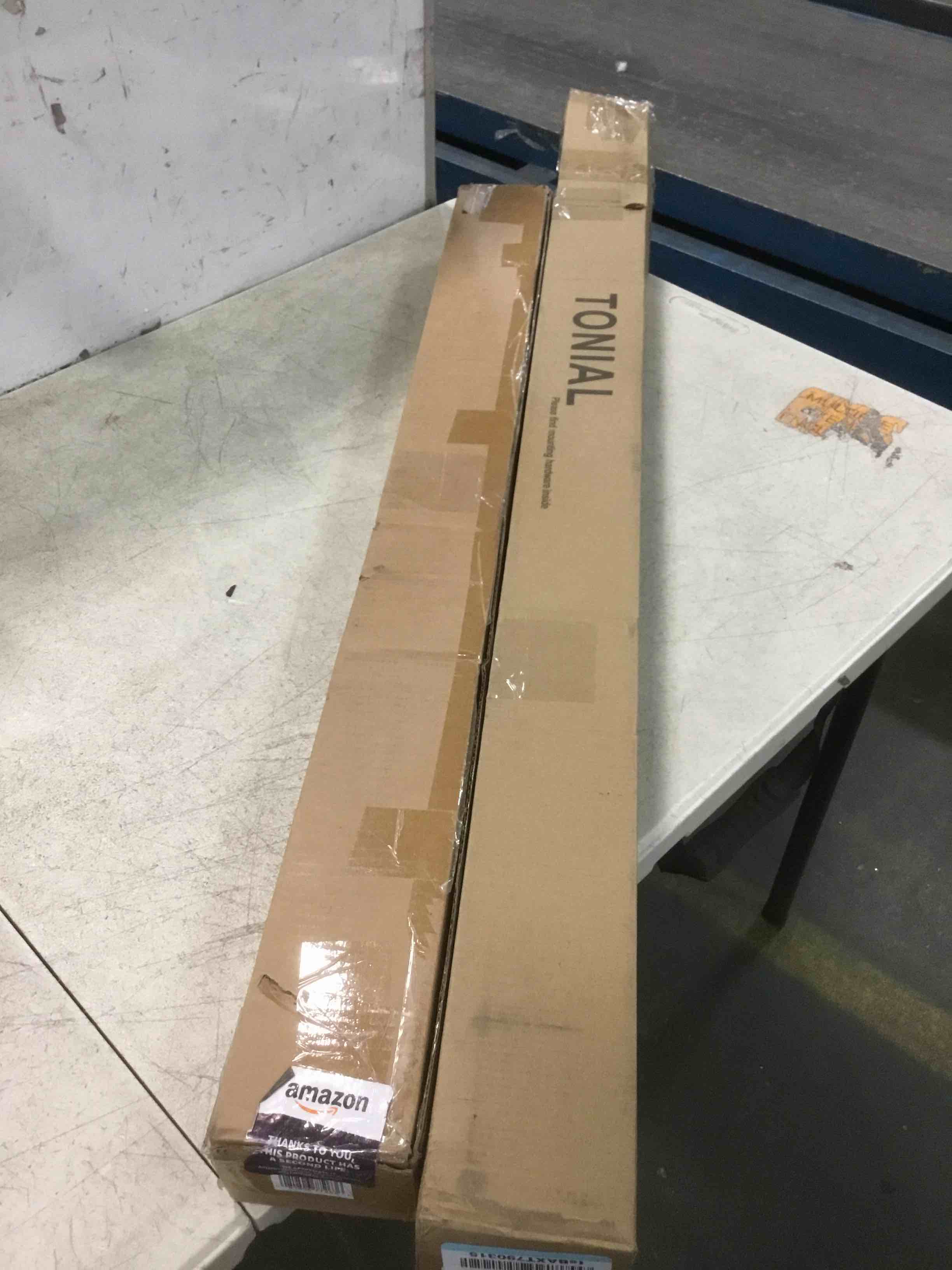 https://s3.amazonaws.com/lotting-images-prod/bidfta/YEL5690731_1706965361208.jpeg