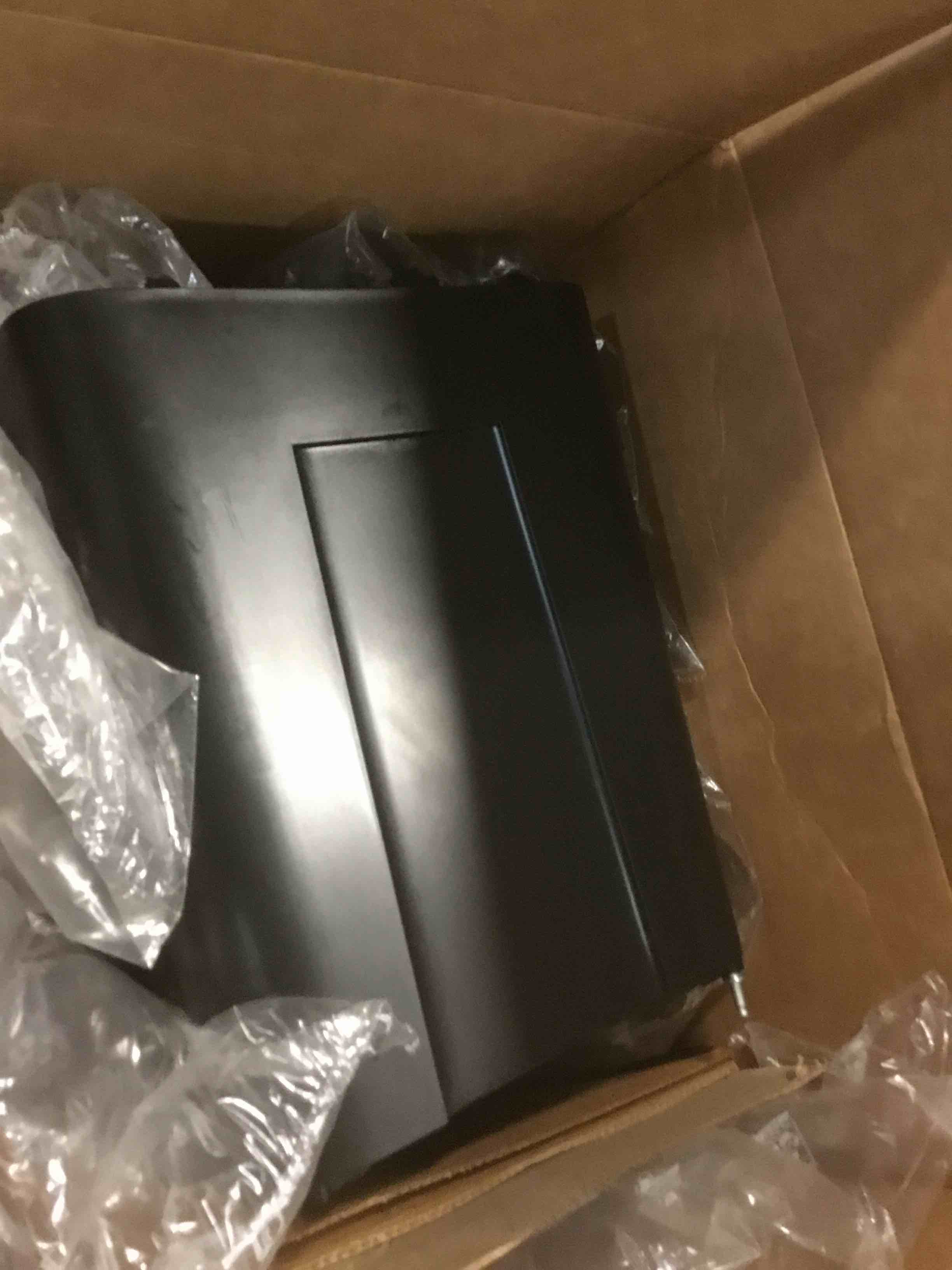 https://s3.amazonaws.com/lotting-images-prod/bidfta/YEL5690774_1706970644768.jpeg