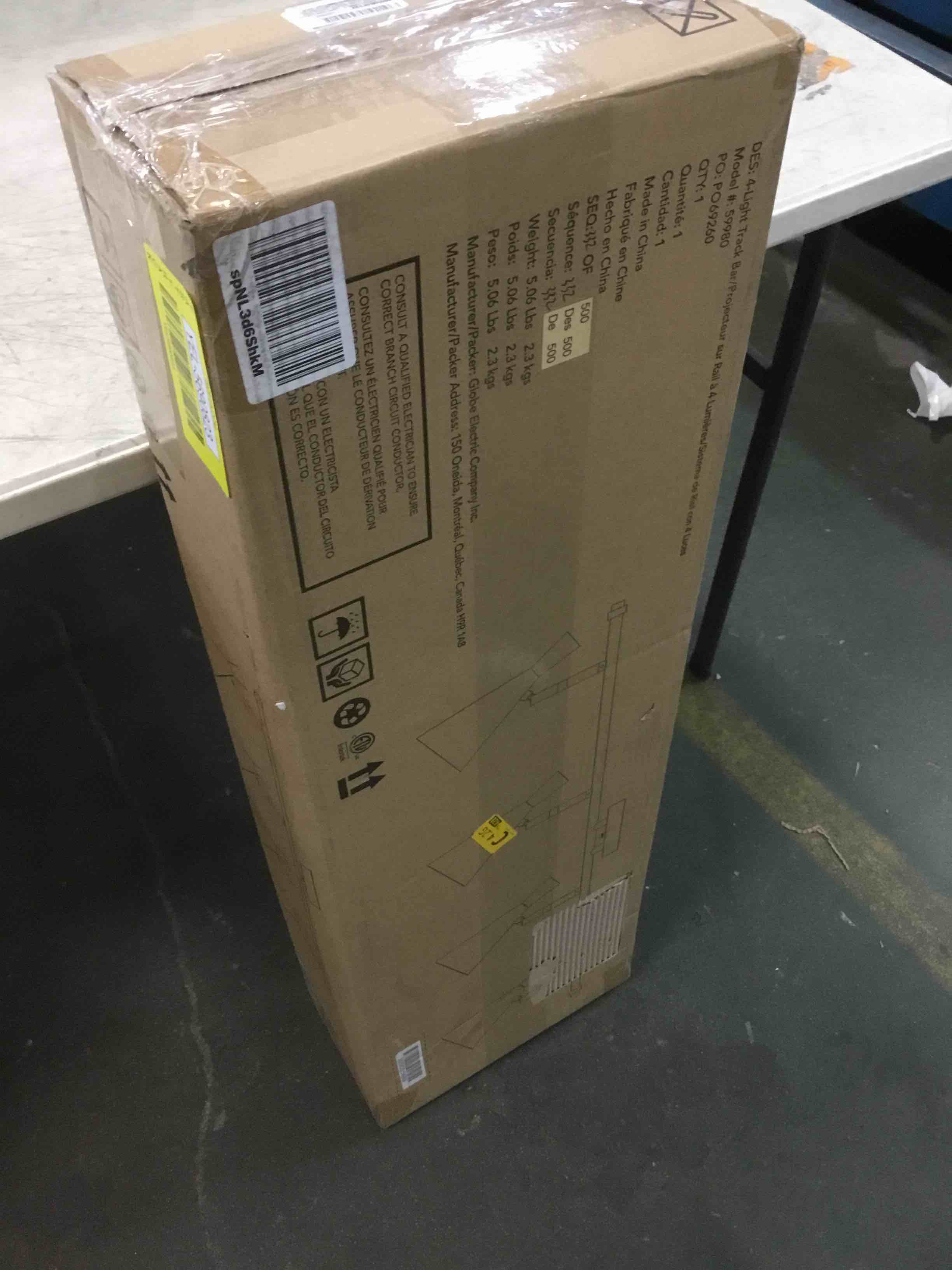 https://s3.amazonaws.com/lotting-images-prod/bidfta/YEL5690823_1706975774209.jpeg