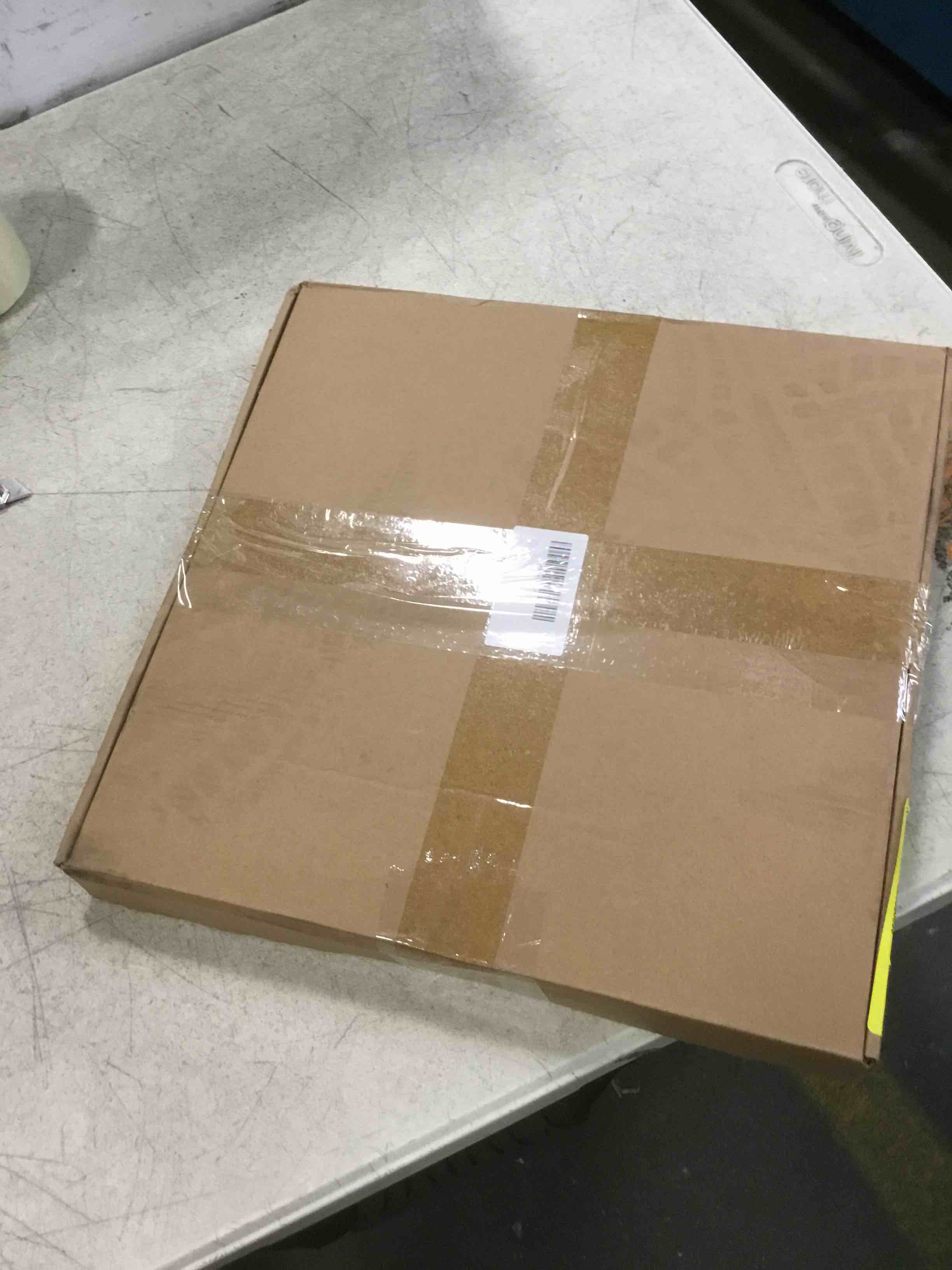 https://s3.amazonaws.com/lotting-images-prod/bidfta/YEL5690899_1706986801715.jpeg
