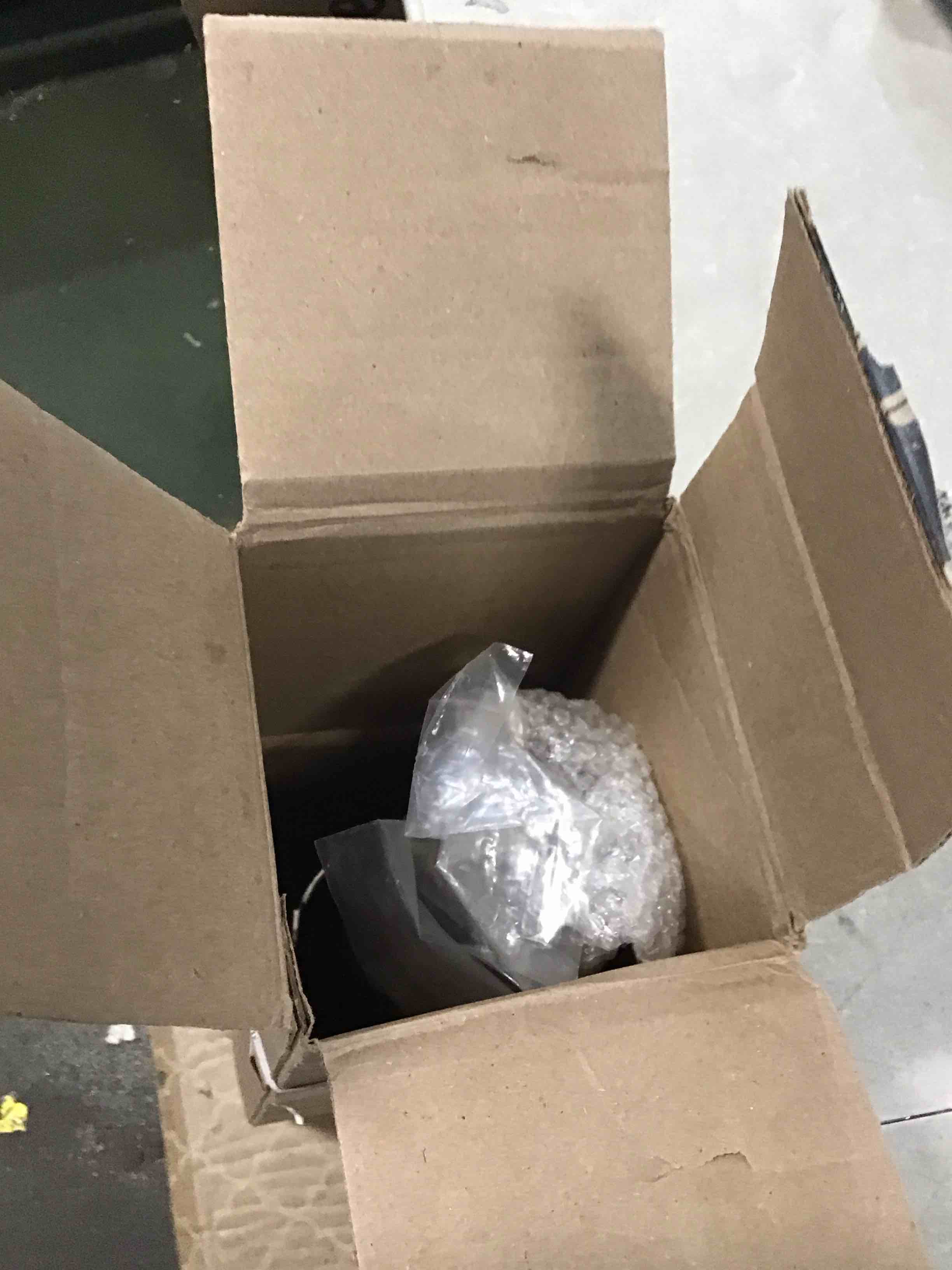 https://s3.amazonaws.com/lotting-images-prod/bidfta/YEL5691093_1707070658629.jpeg