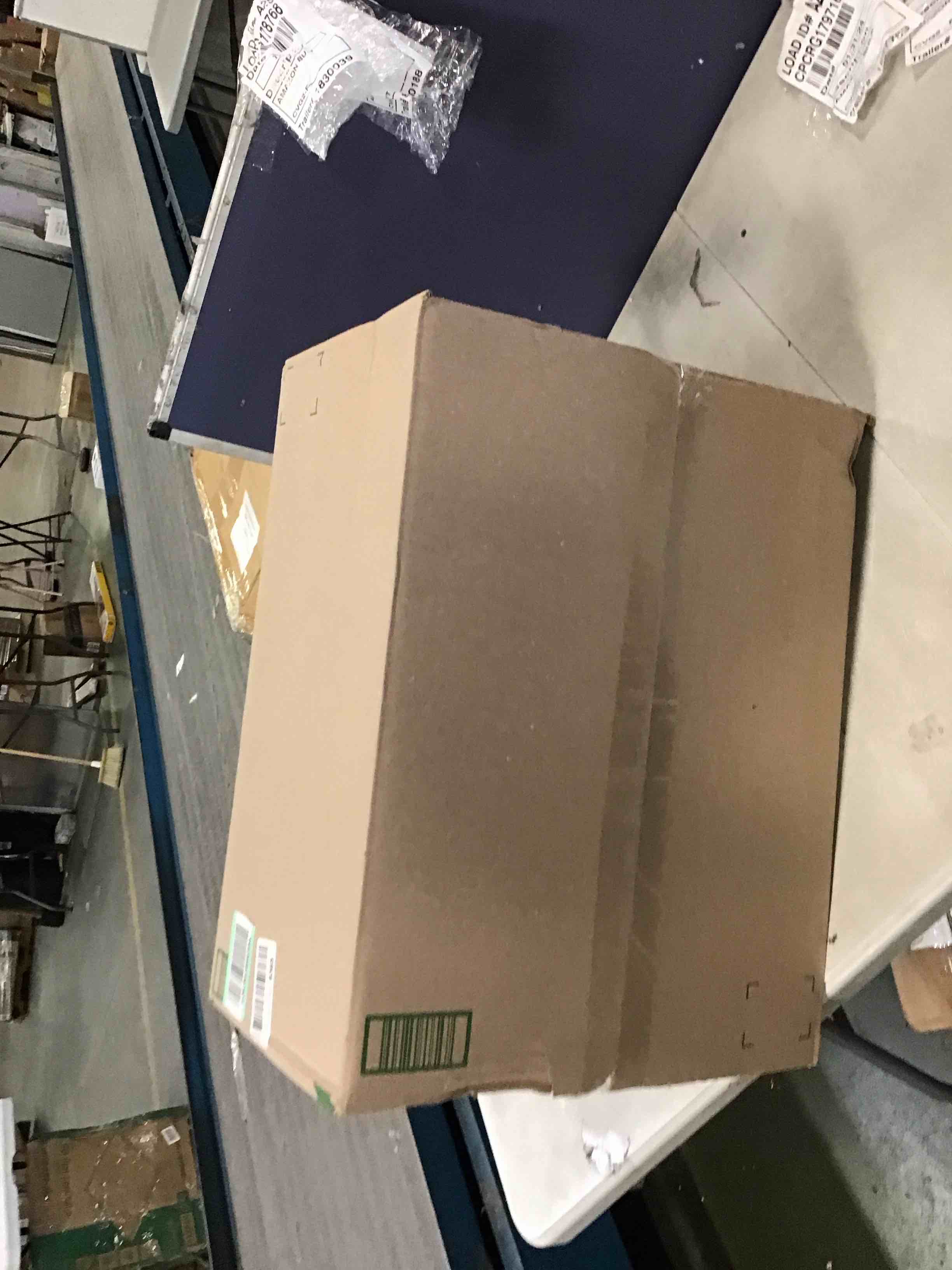 https://s3.amazonaws.com/lotting-images-prod/bidfta/YEL5691120_1707073045060.jpeg