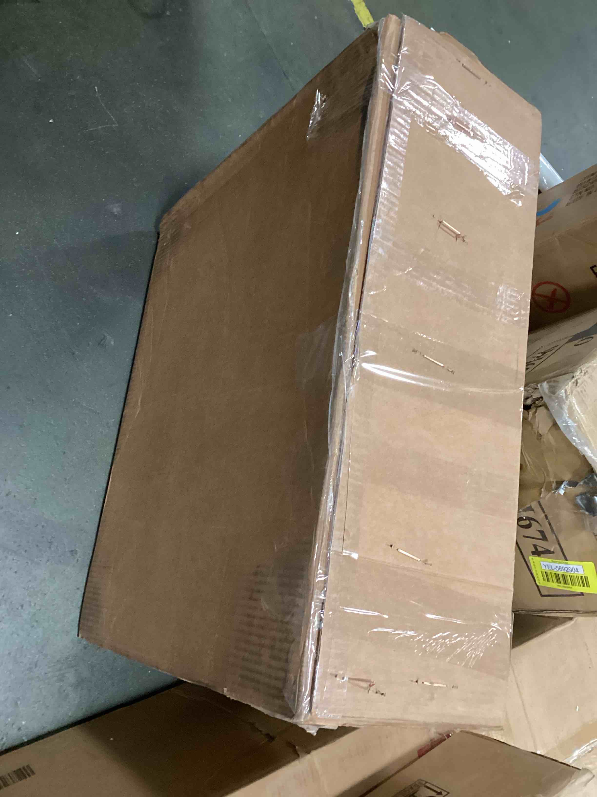 https://s3.amazonaws.com/lotting-images-prod/bidfta/YEL5692906_1709730374804.jpeg