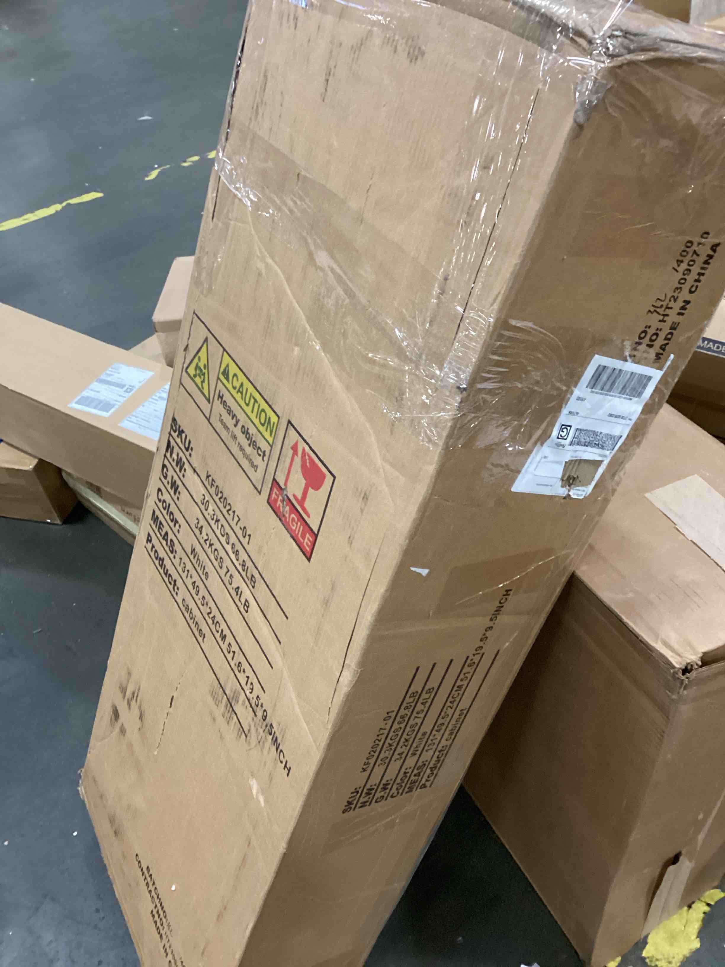https://s3.amazonaws.com/lotting-images-prod/bidfta/YEL5692919_1709731596032.jpeg