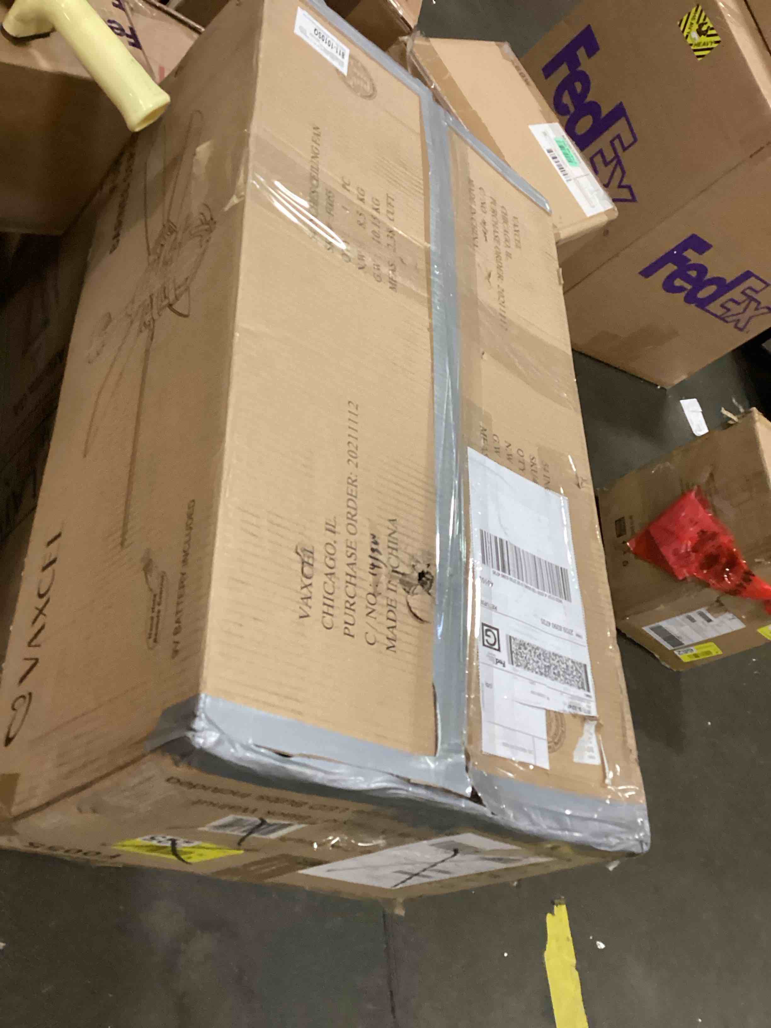 https://s3.amazonaws.com/lotting-images-prod/bidfta/YEL5692926_1709732395288.jpeg