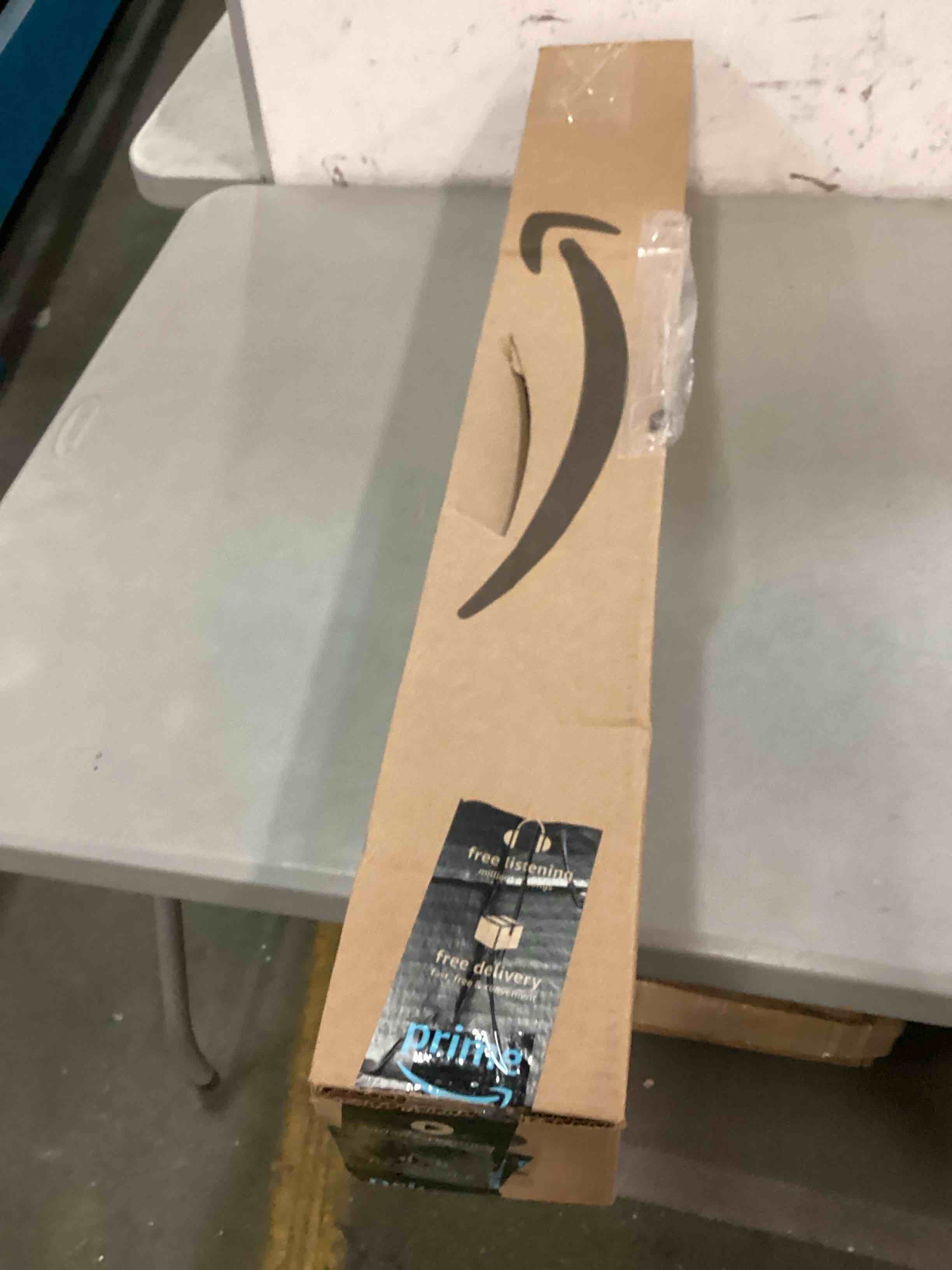 https://s3.amazonaws.com/lotting-images-prod/bidfta/YEL5692949_1706720412730.jpeg