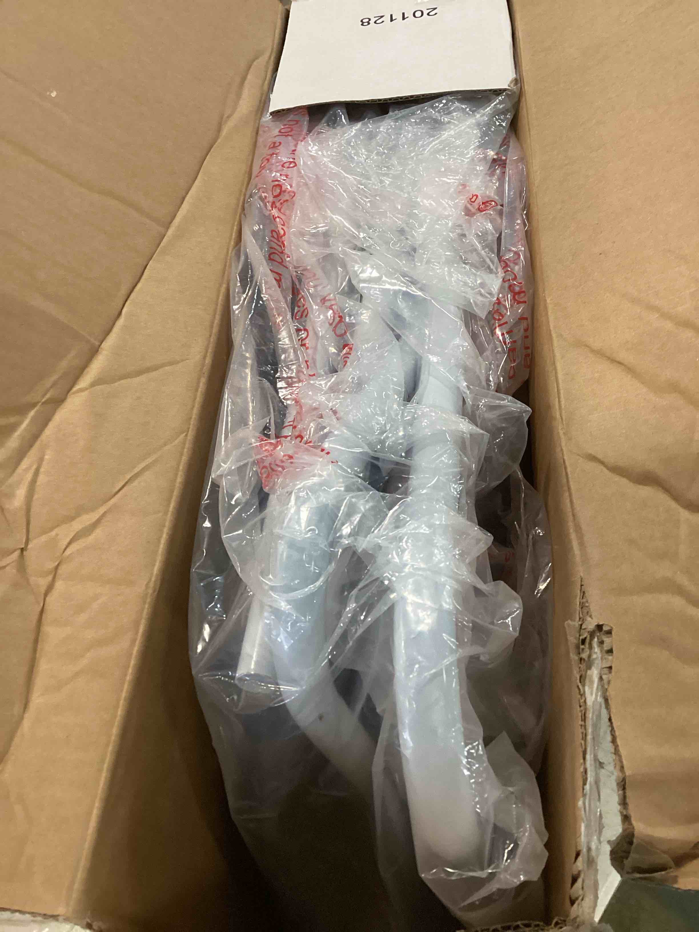 https://s3.amazonaws.com/lotting-images-prod/bidfta/YEL5693077_1706801878546.jpeg
