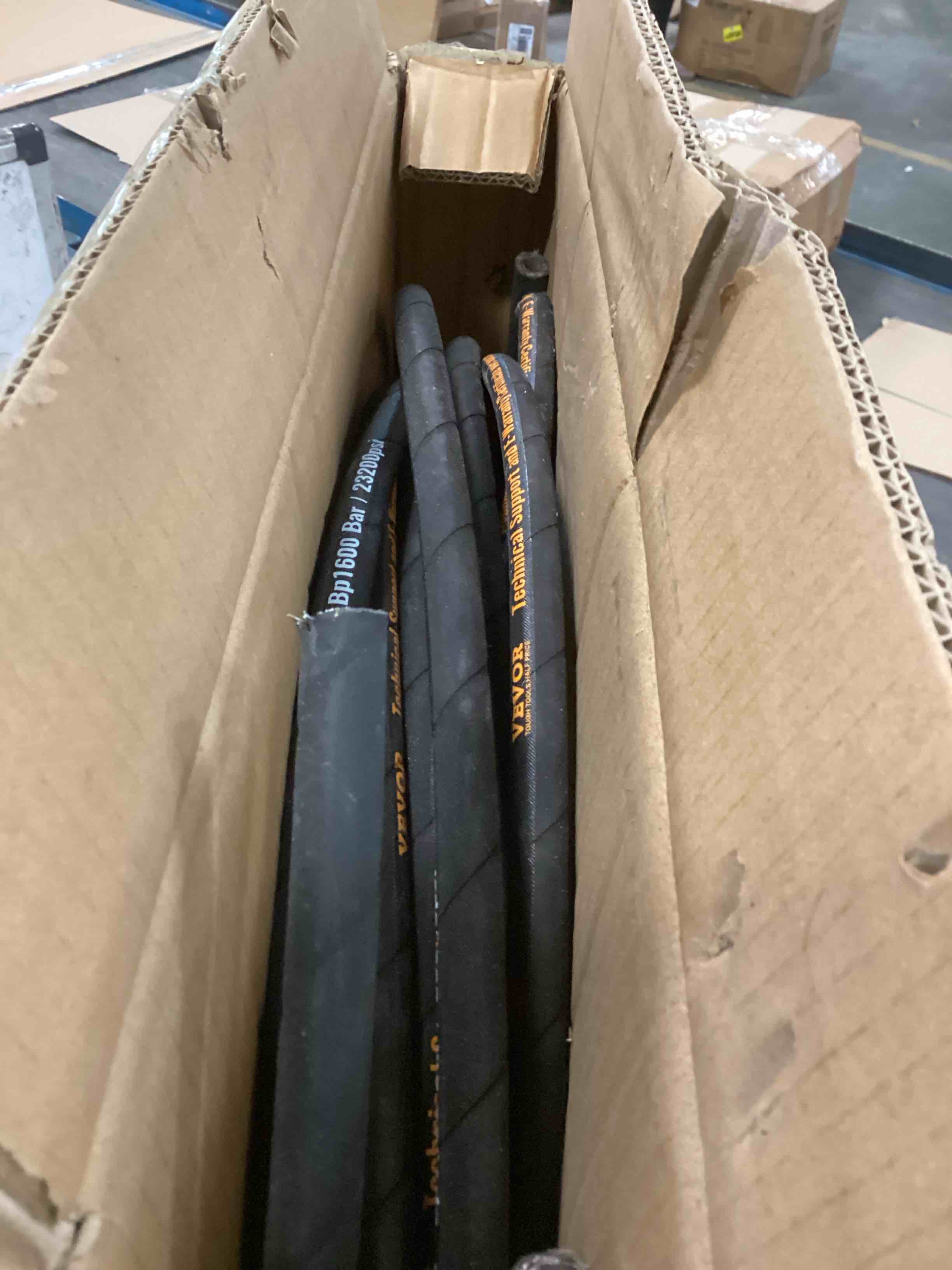 https://s3.amazonaws.com/lotting-images-prod/bidfta/YEL5693098_1706803446151.jpeg