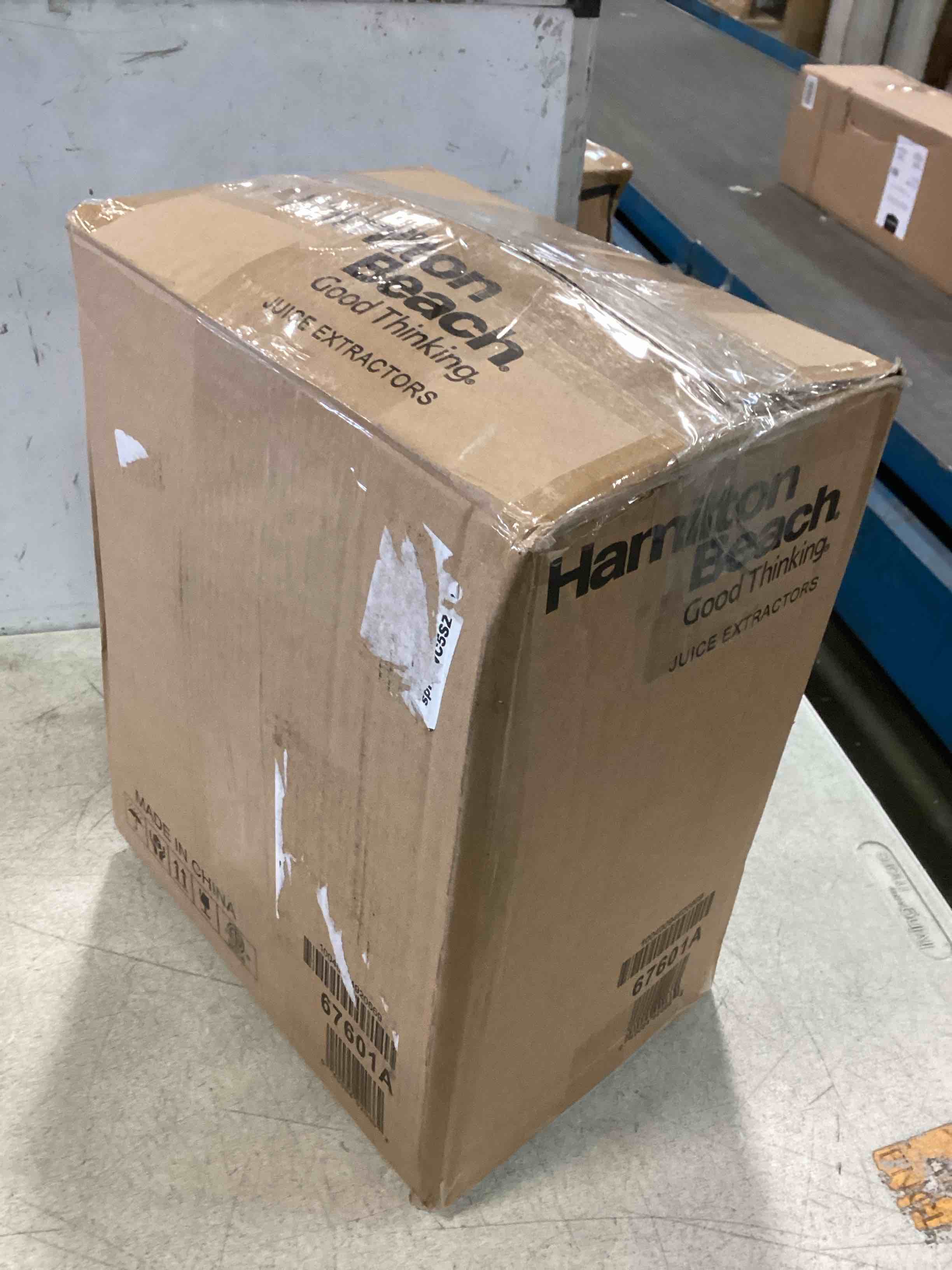 https://s3.amazonaws.com/lotting-images-prod/bidfta/YEL5693110_1706804817987.jpeg