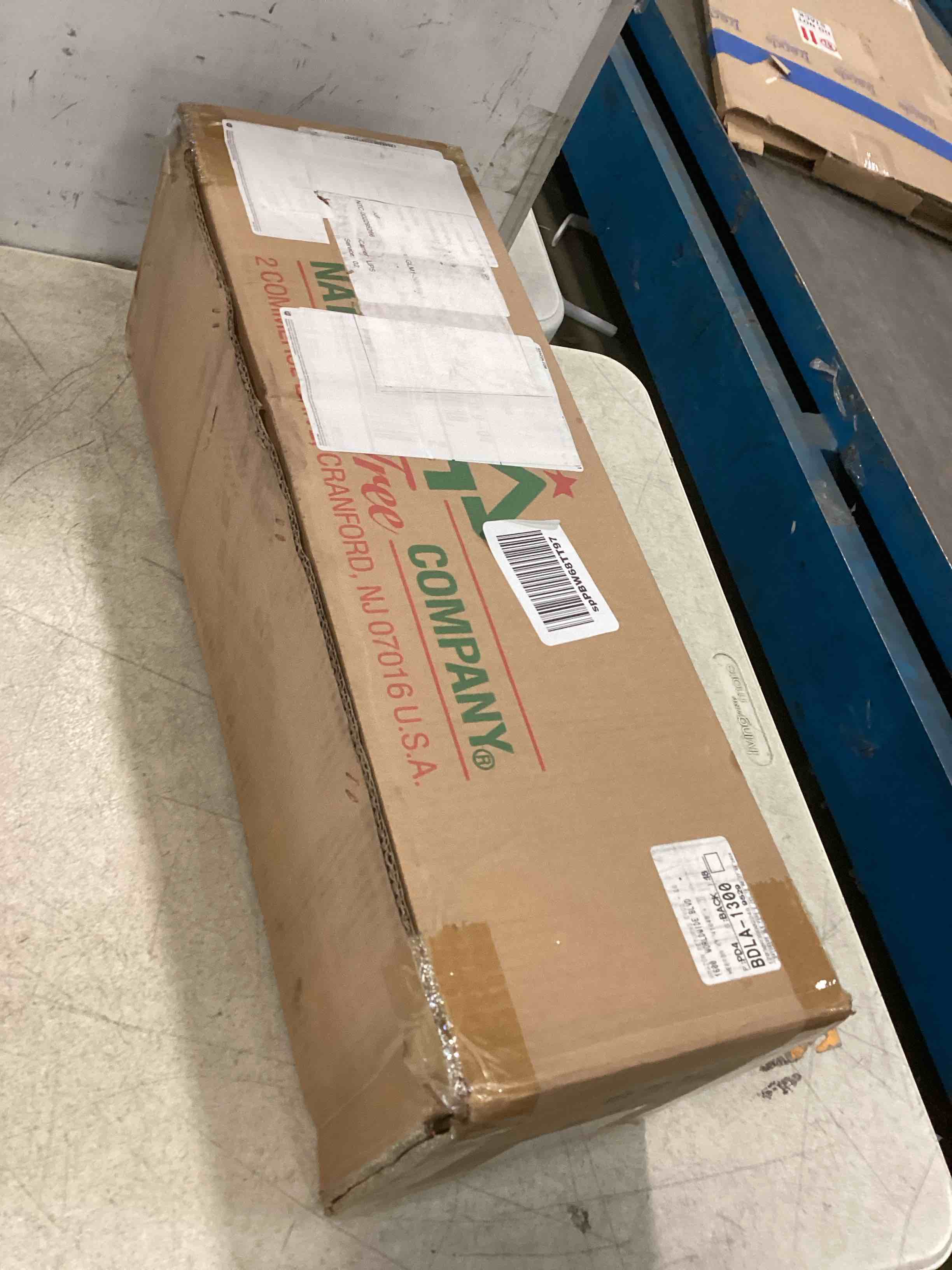 https://s3.amazonaws.com/lotting-images-prod/bidfta/YEL5693117_1706805454805.jpeg