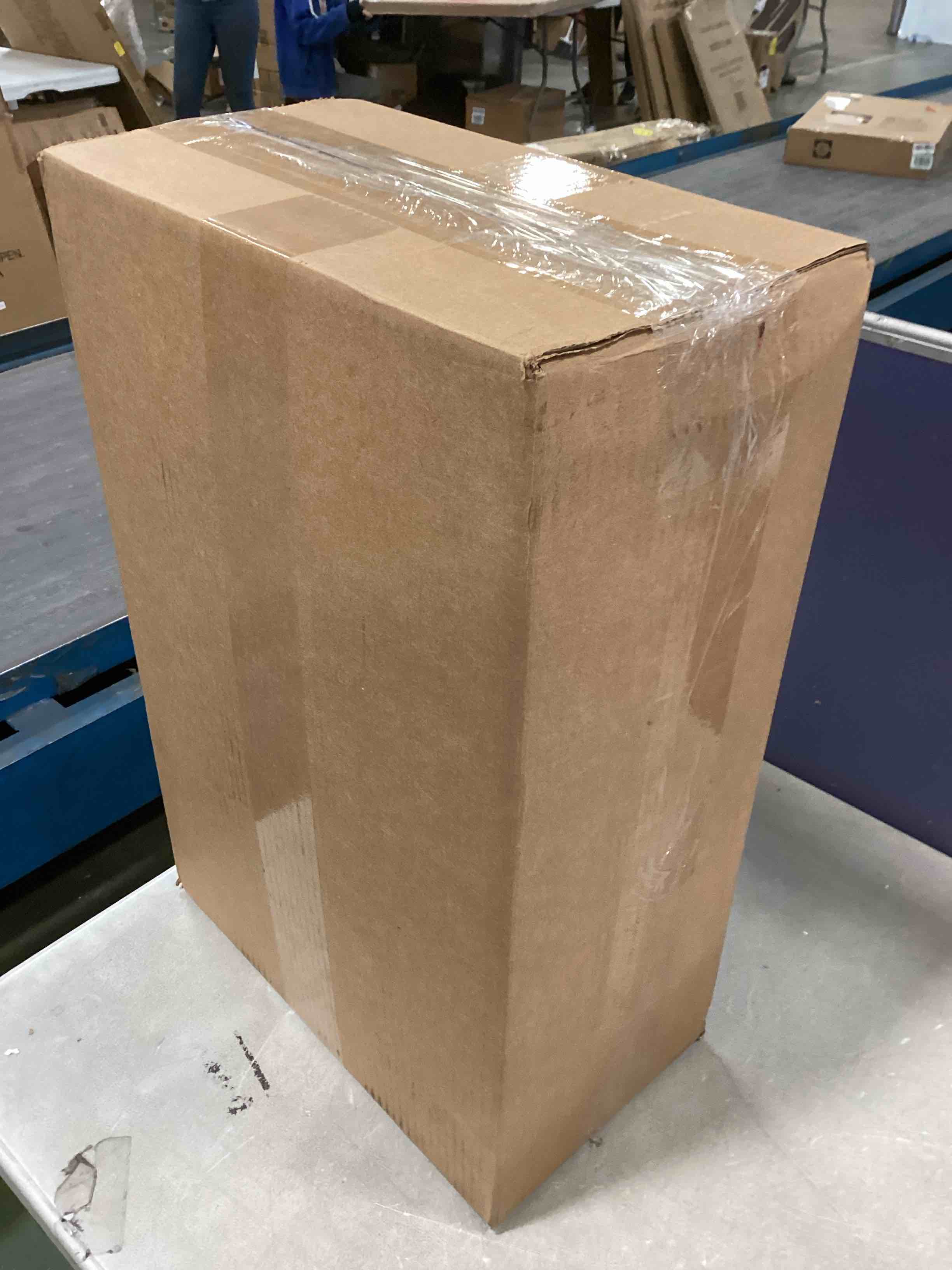 https://s3.amazonaws.com/lotting-images-prod/bidfta/YEL5693306_1706888760850.jpeg