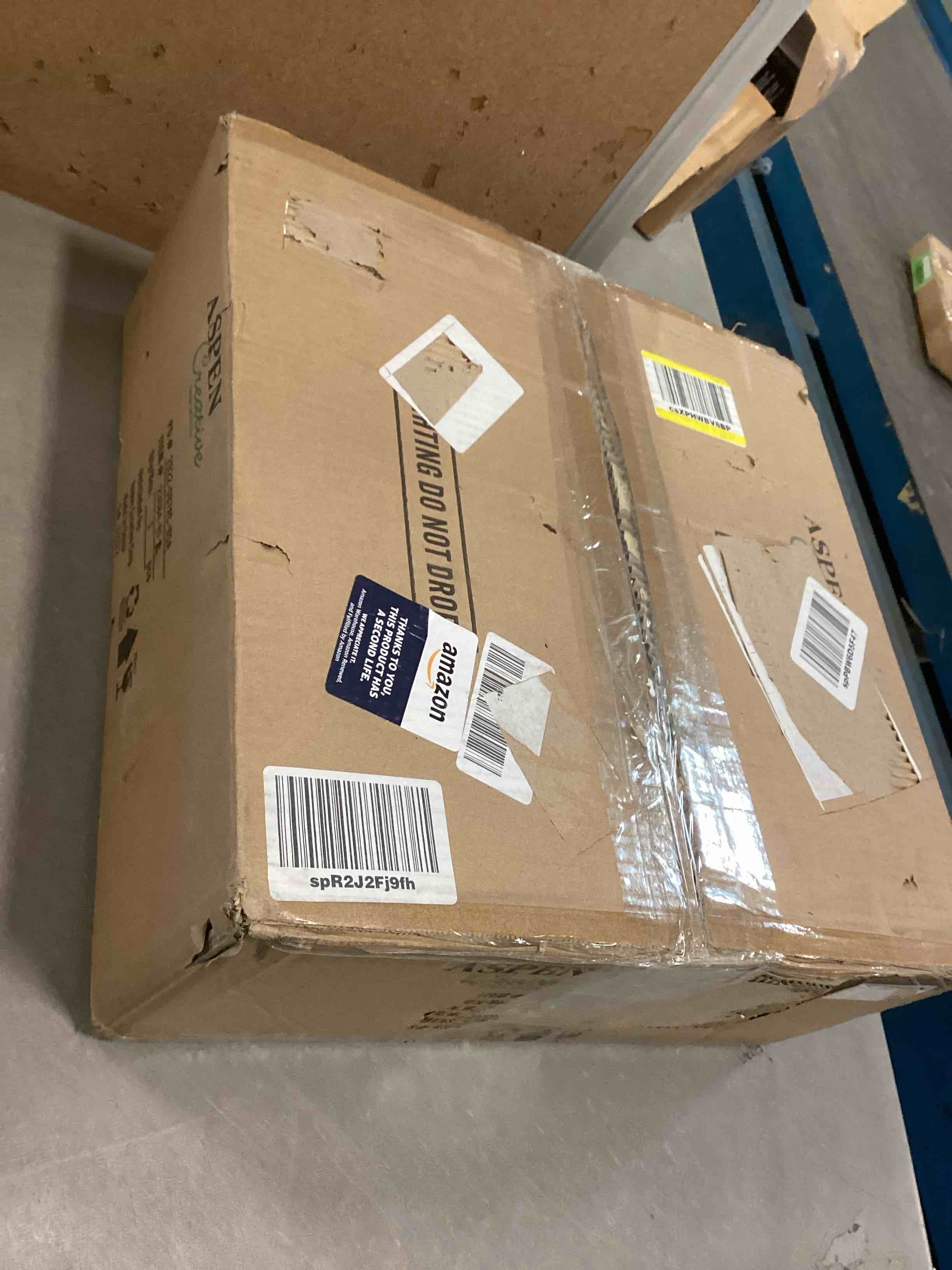 https://s3.amazonaws.com/lotting-images-prod/bidfta/YEL5693506_1706974332478.jpeg