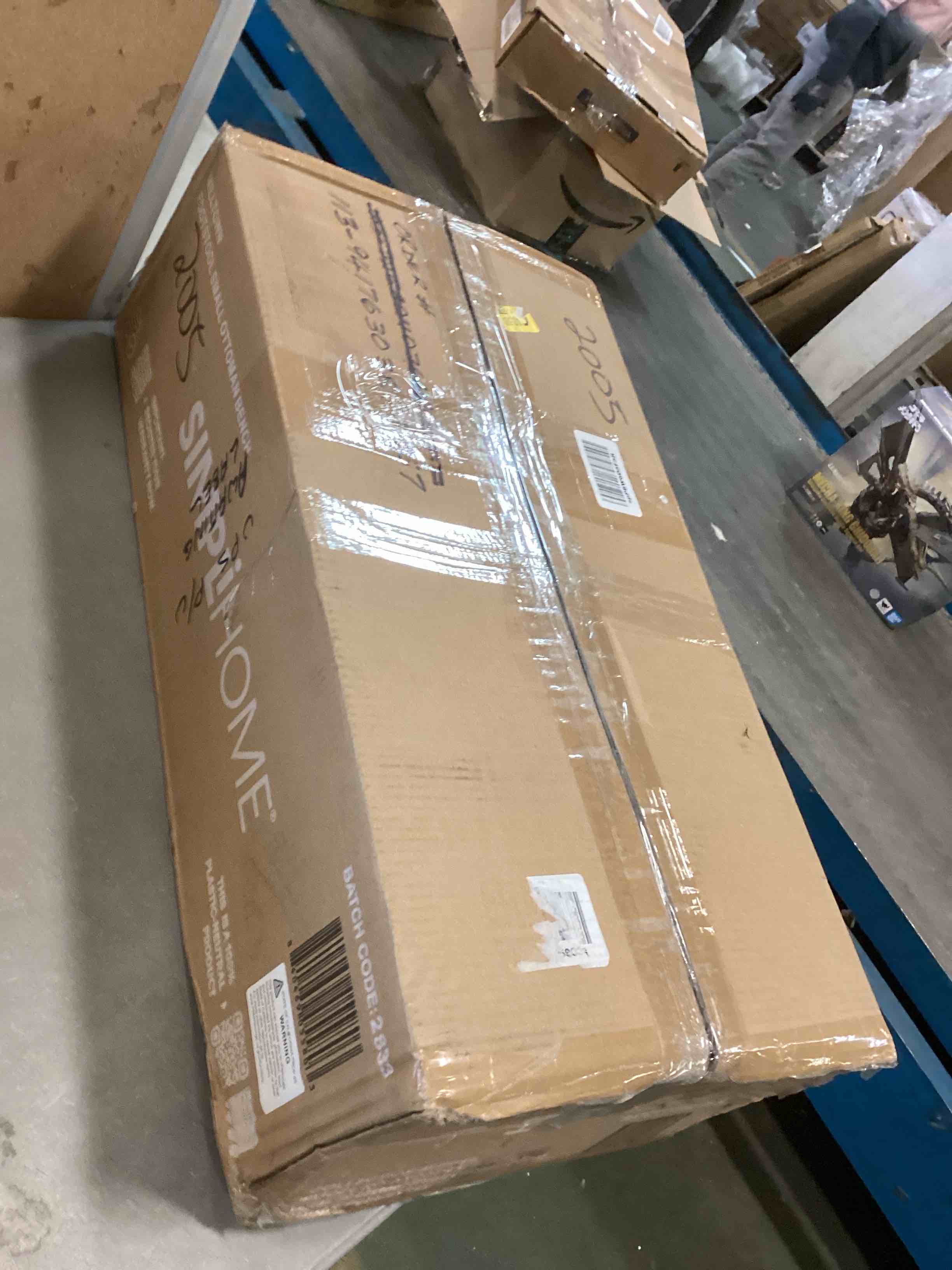 https://s3.amazonaws.com/lotting-images-prod/bidfta/YEL5693528_1706976710399.jpeg