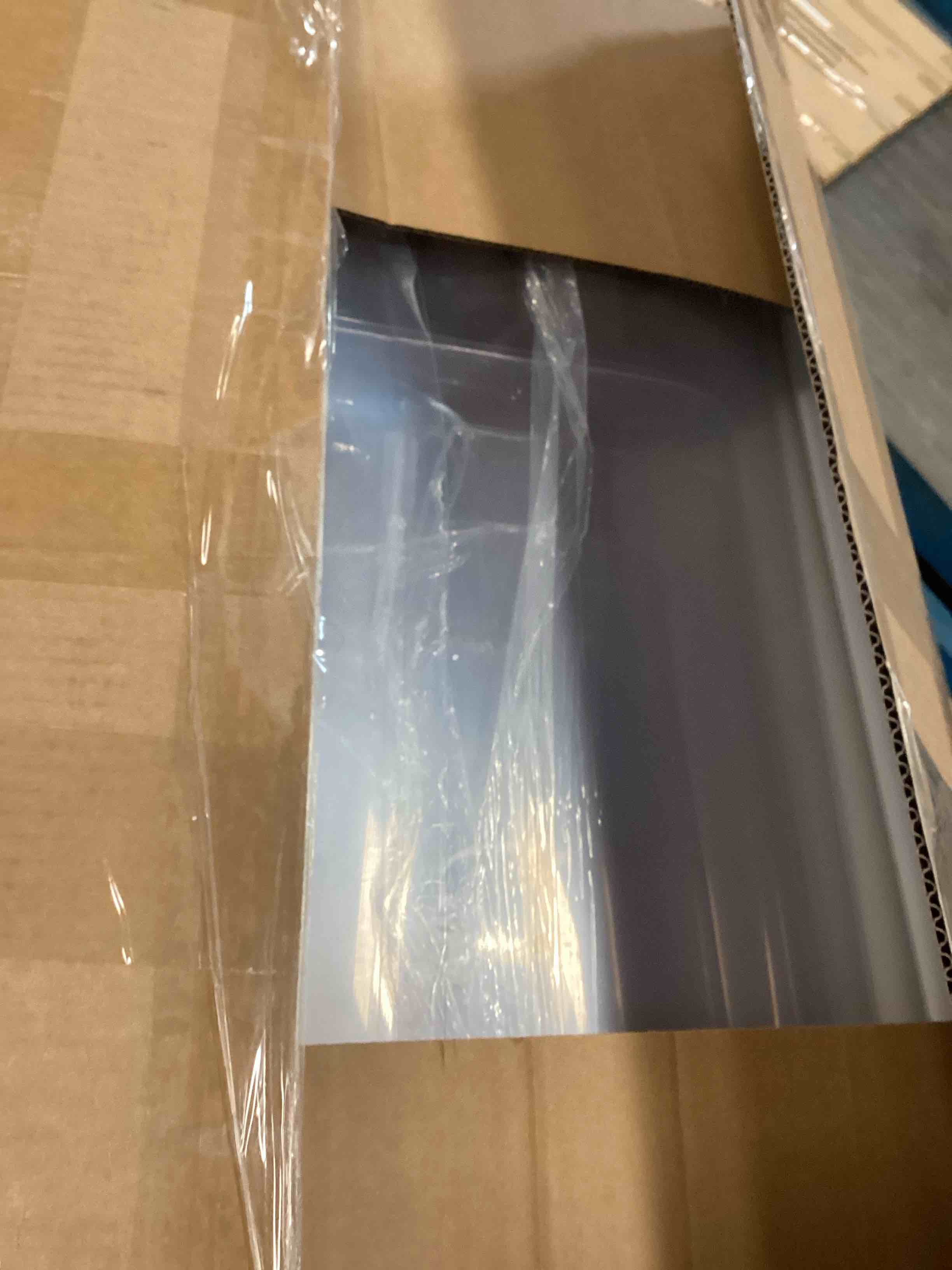 https://s3.amazonaws.com/lotting-images-prod/bidfta/YEL5693552_1706980218418.jpeg