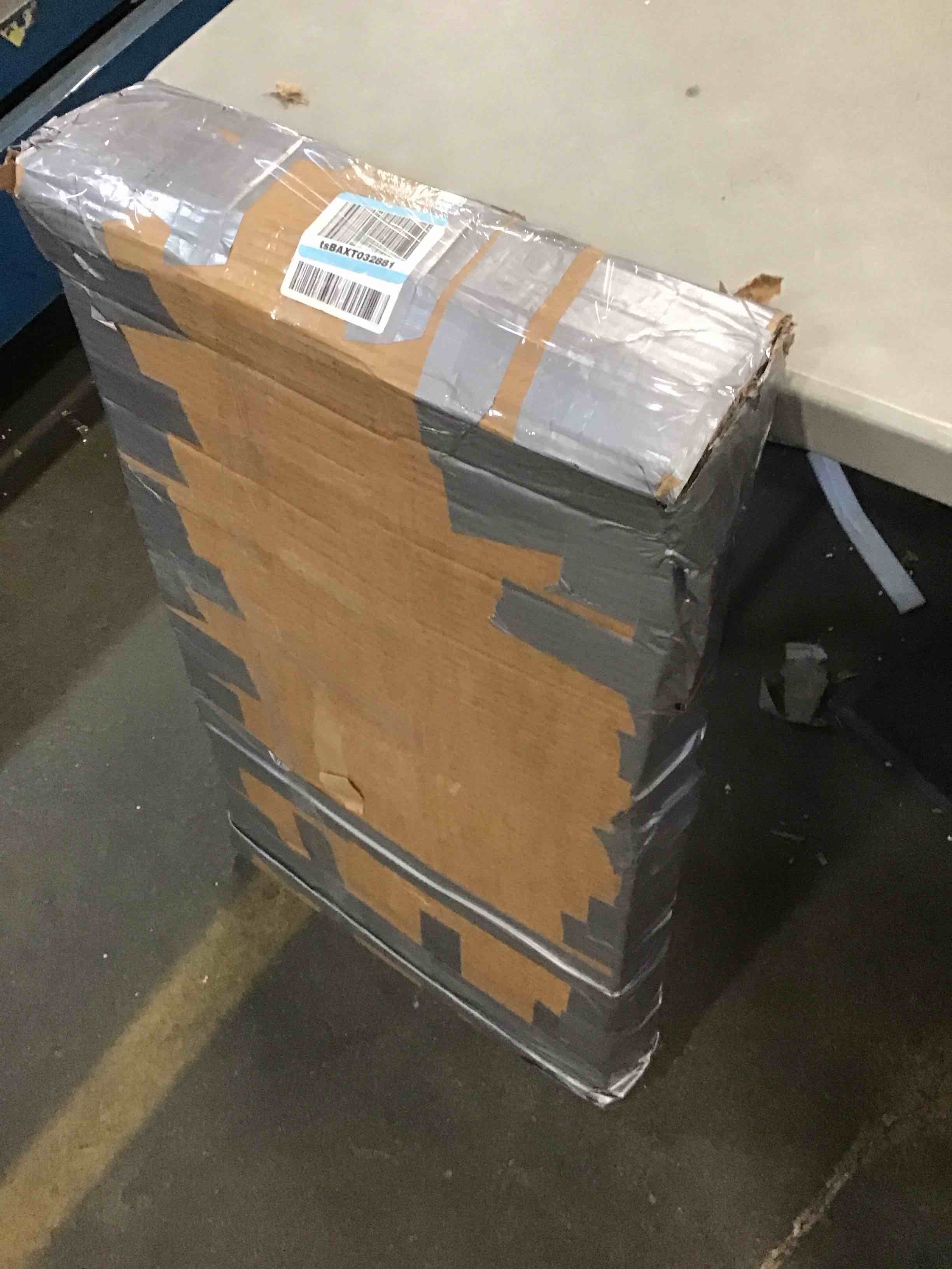 https://s3.amazonaws.com/lotting-images-prod/bidfta/YEL5694092_1707254098609.jpeg