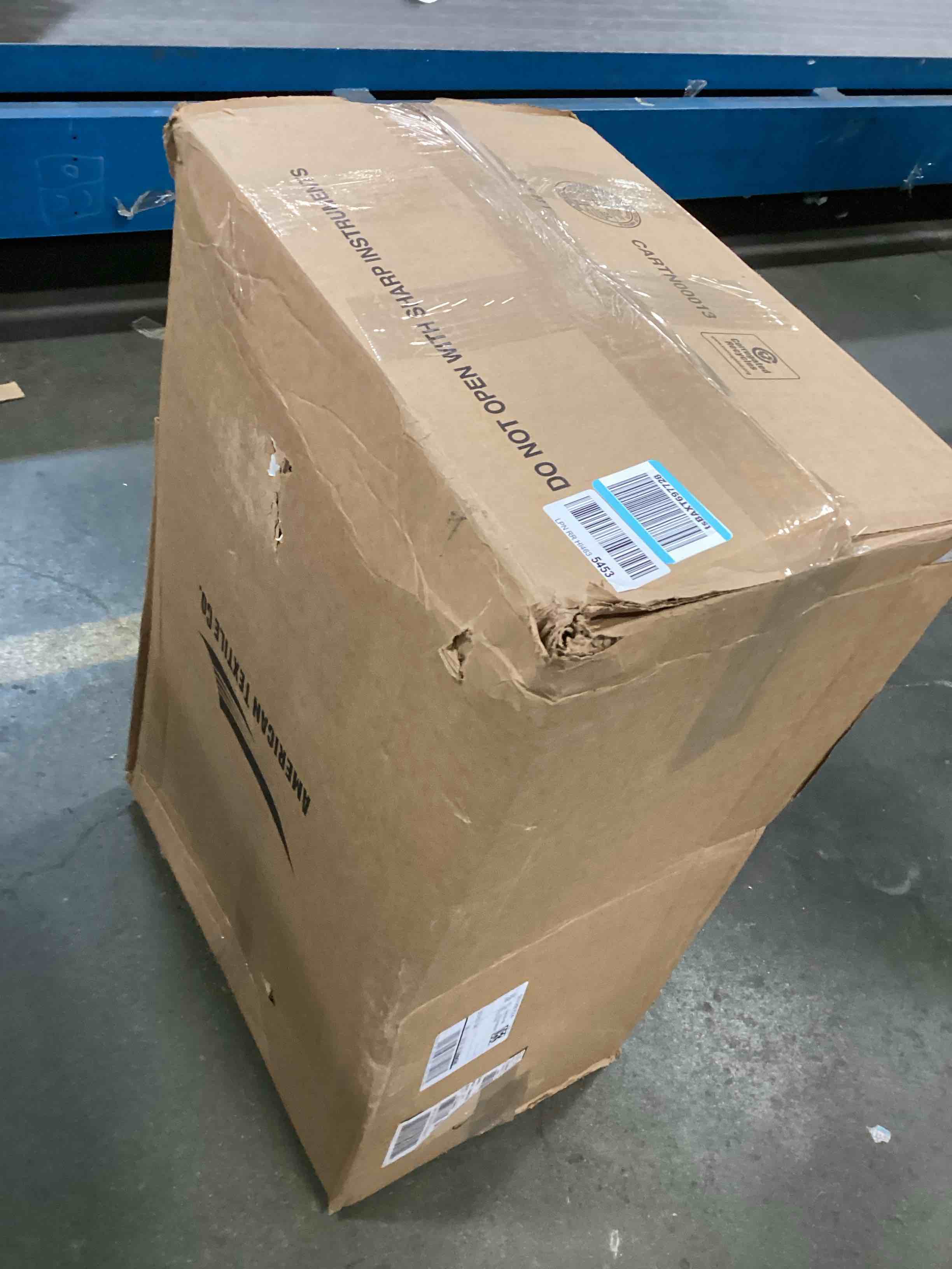 https://s3.amazonaws.com/lotting-images-prod/bidfta/YEL5694119_1707313804403.jpeg