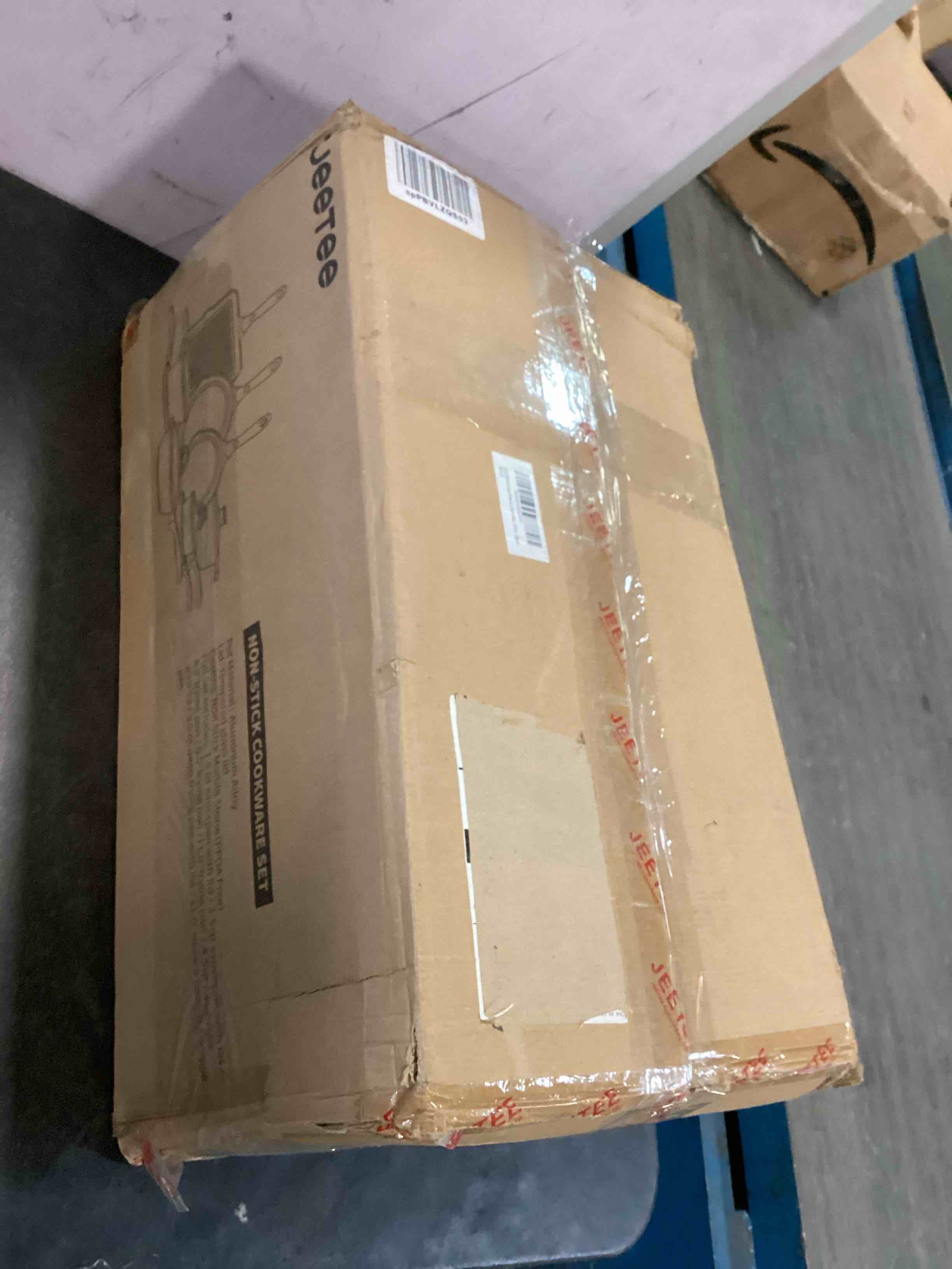 https://s3.amazonaws.com/lotting-images-prod/bidfta/YEL5694159_1707322374406.jpeg
