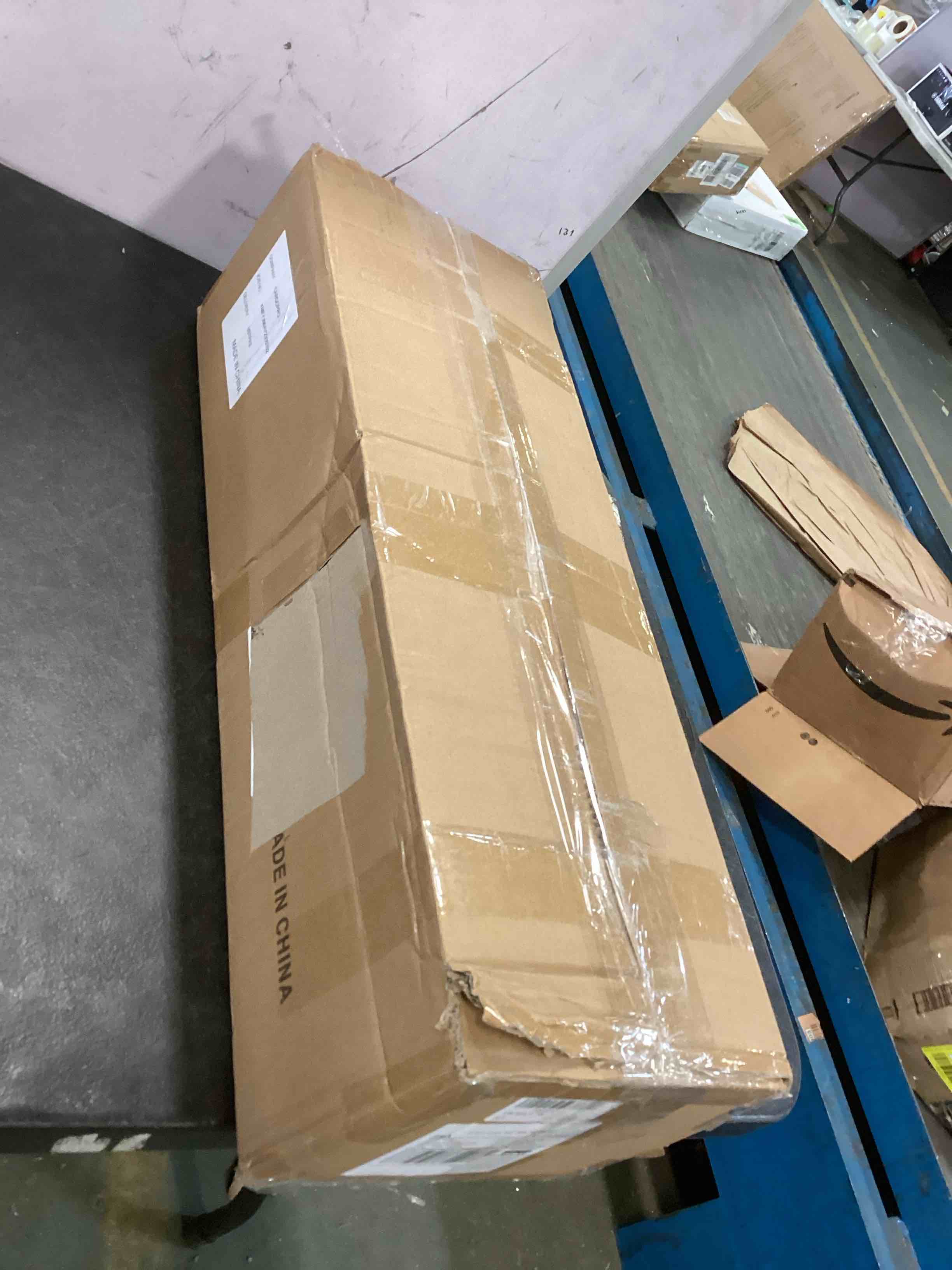 https://s3.amazonaws.com/lotting-images-prod/bidfta/YEL5694209_1707330084255.jpeg