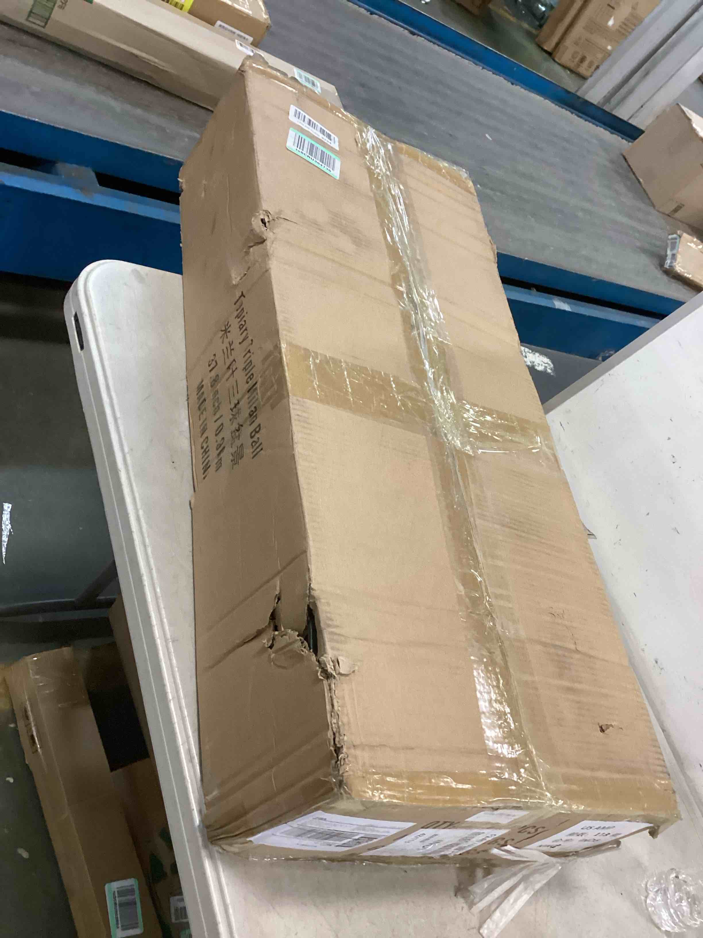 https://s3.amazonaws.com/lotting-images-prod/bidfta/YEL5694362_1707407670081.jpeg