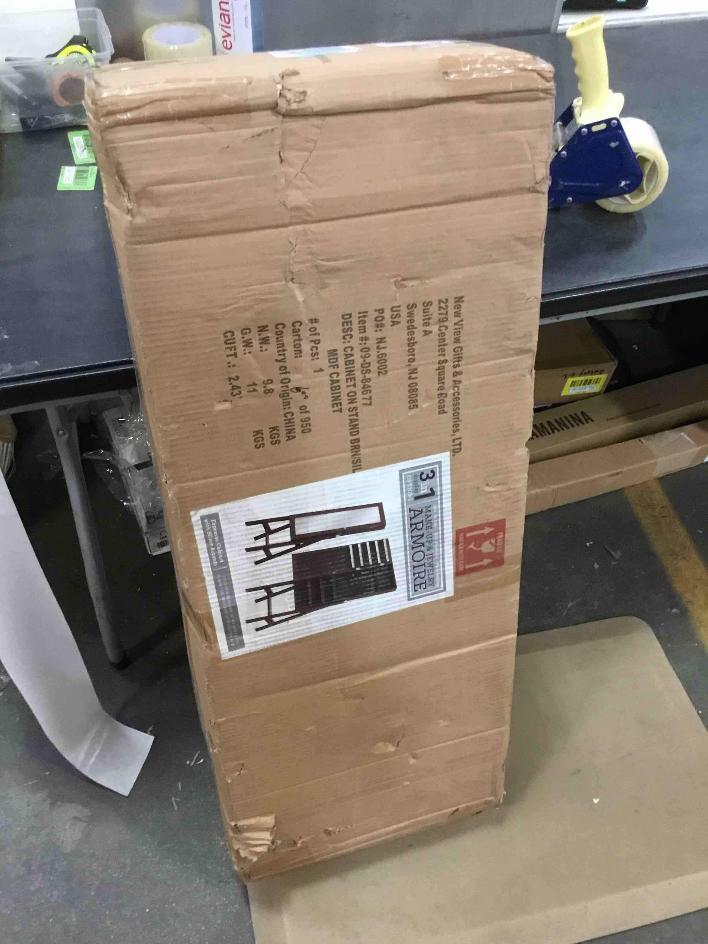 https://s3.amazonaws.com/lotting-images-prod/bidfta/YEL5695166_1706893589244.jpeg