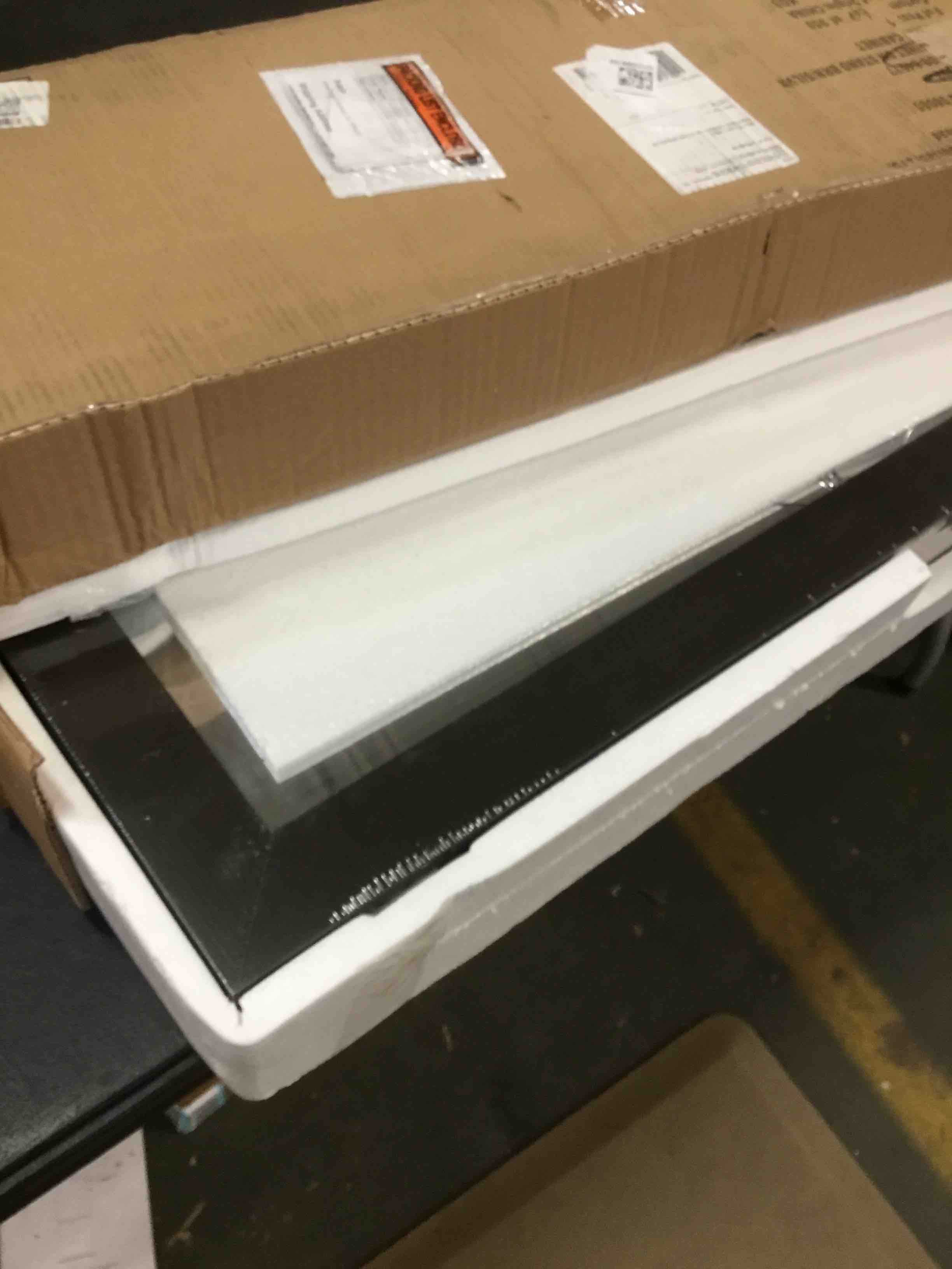 https://s3.amazonaws.com/lotting-images-prod/bidfta/YEL5695166_1706893664258.jpeg