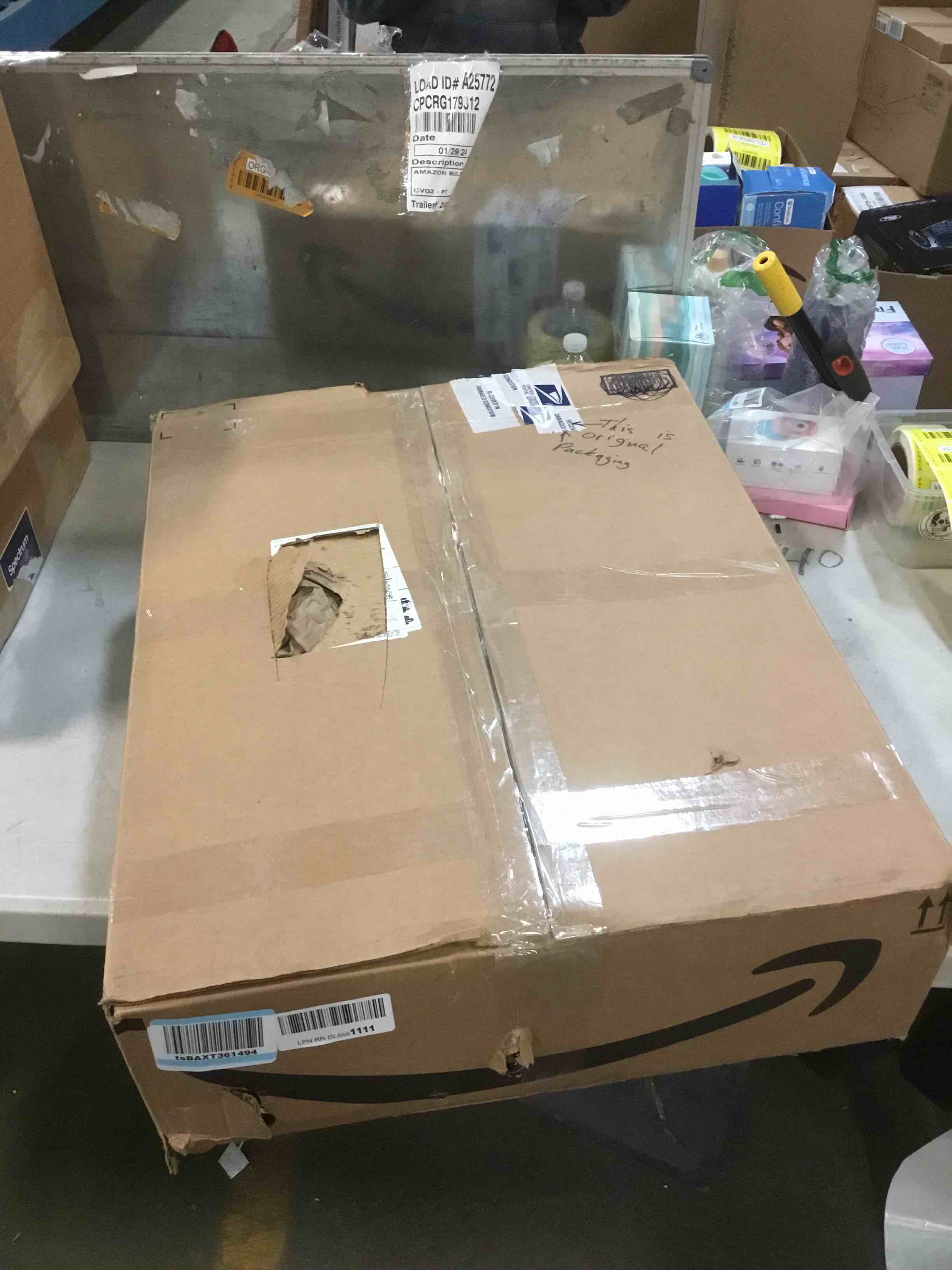 https://s3.amazonaws.com/lotting-images-prod/bidfta/YEL5695306_1706967975782.jpeg