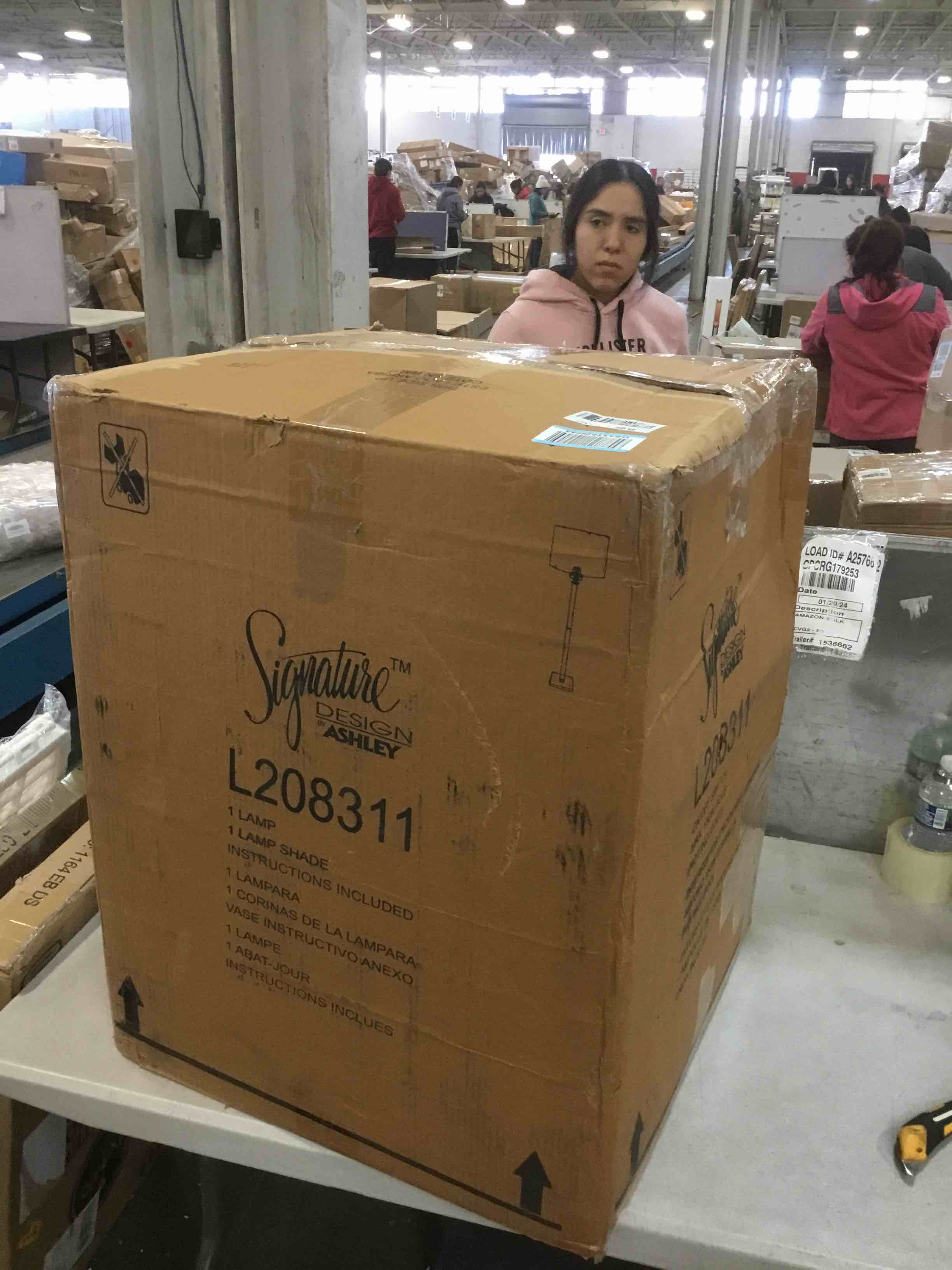 signature design by Ashley standing floor lamp