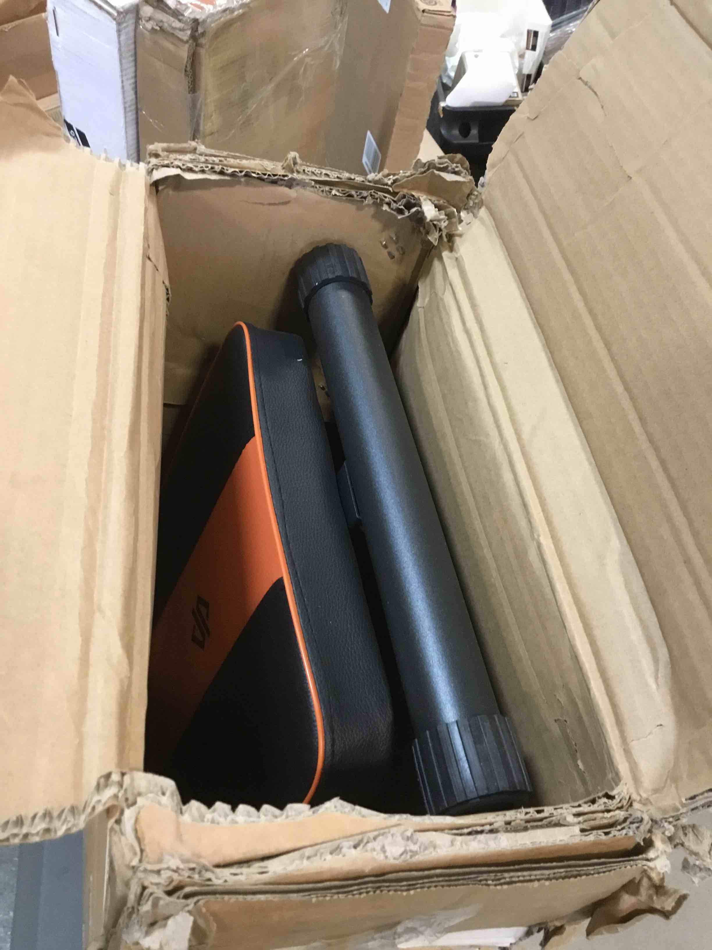 https://s3.amazonaws.com/lotting-images-prod/bidfta/YEL5695623_1707150089267.jpeg