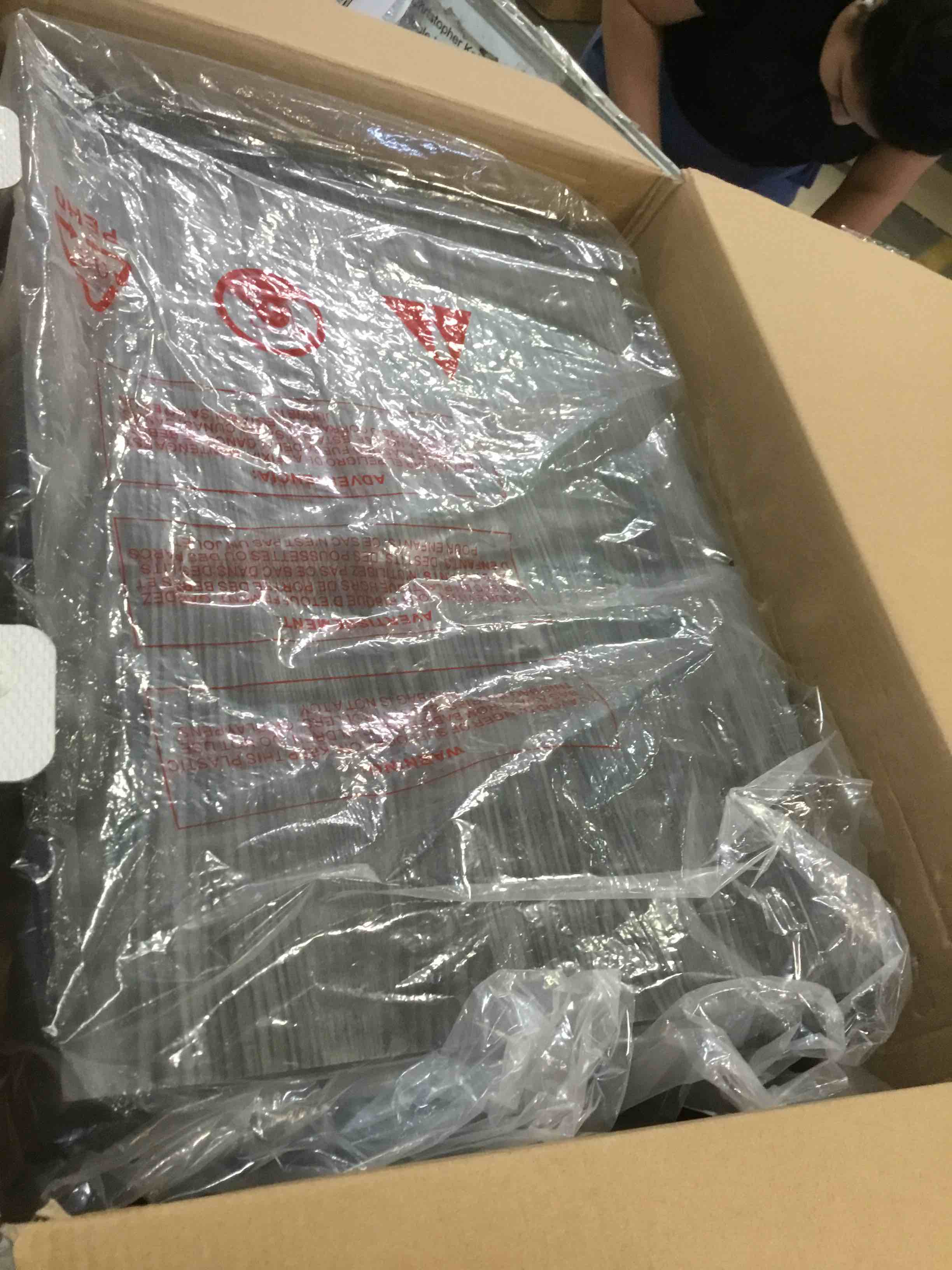 https://s3.amazonaws.com/lotting-images-prod/bidfta/YEL5695665_1707157654324.jpeg