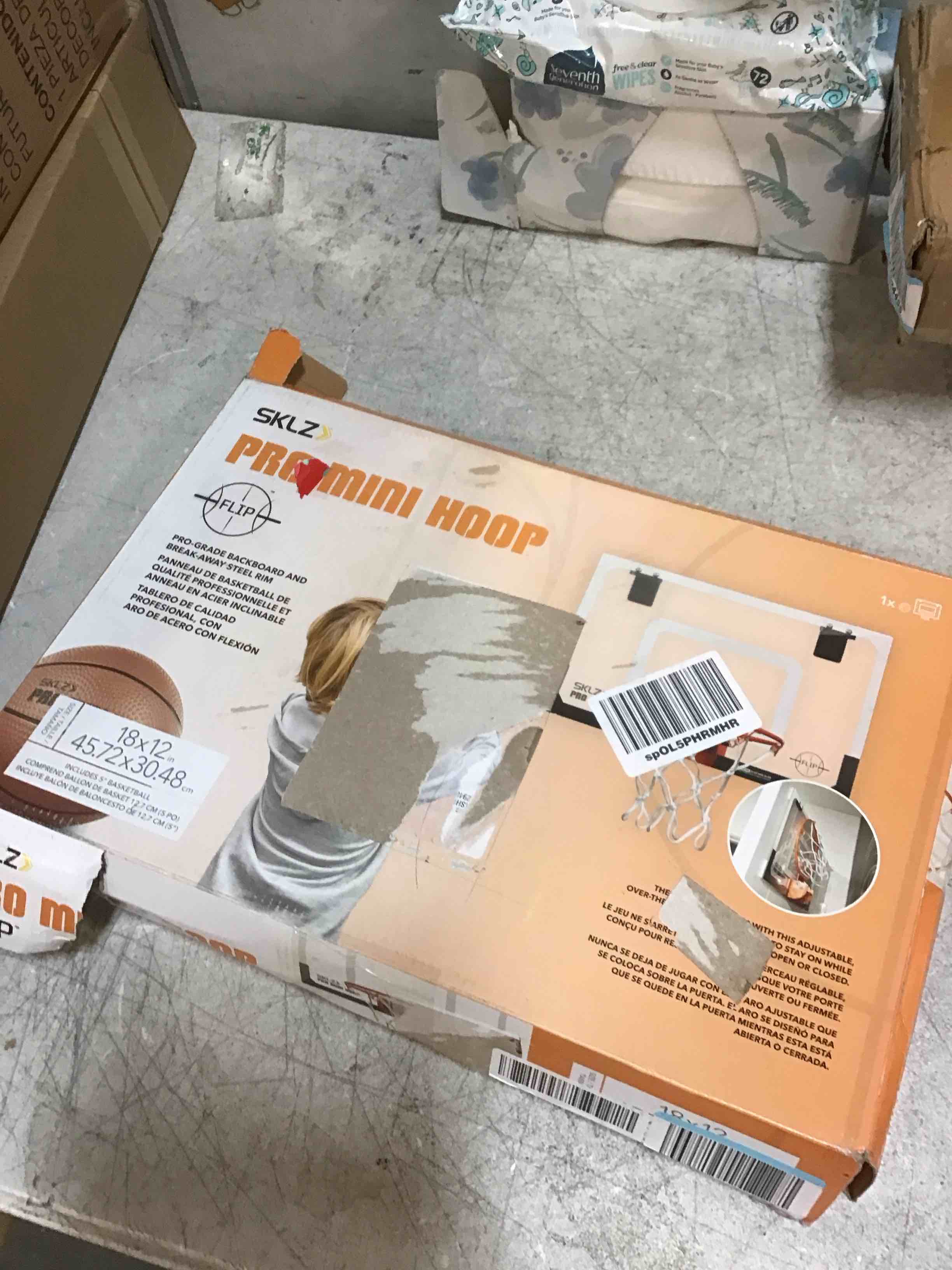 https://s3.amazonaws.com/lotting-images-prod/bidfta/YEL5695915_1707246431767.jpeg
