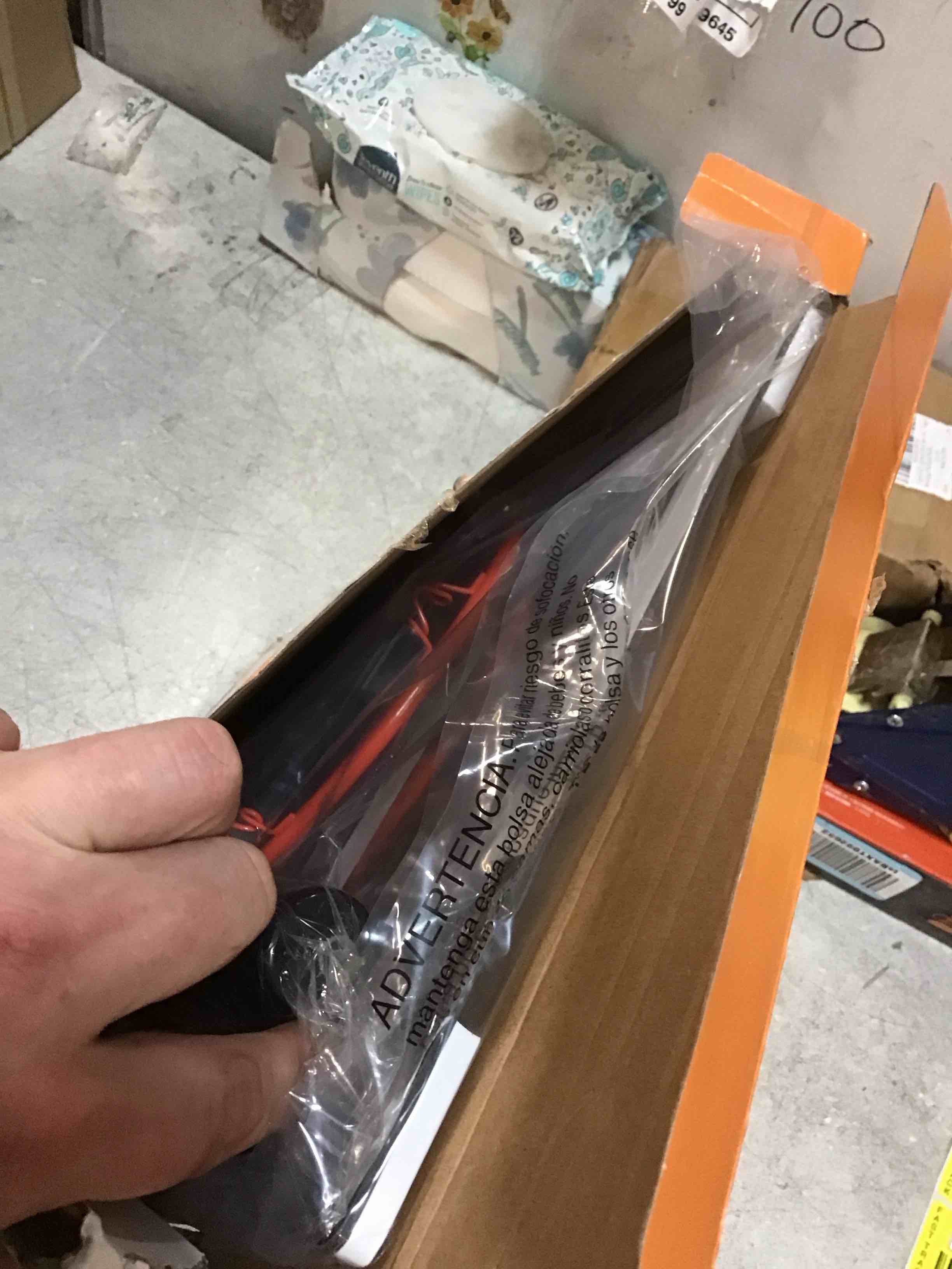 https://s3.amazonaws.com/lotting-images-prod/bidfta/YEL5695915_1707246441975.jpeg