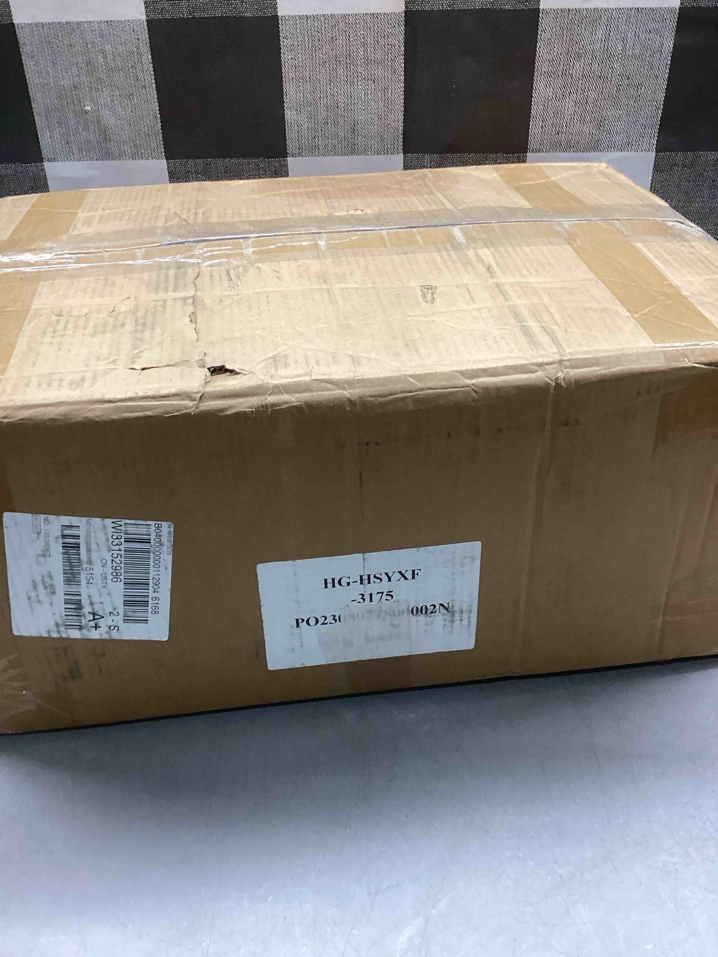 https://s3.amazonaws.com/lotting-images-prod/bidfta/YEL5697507_1712149730134.jpeg
