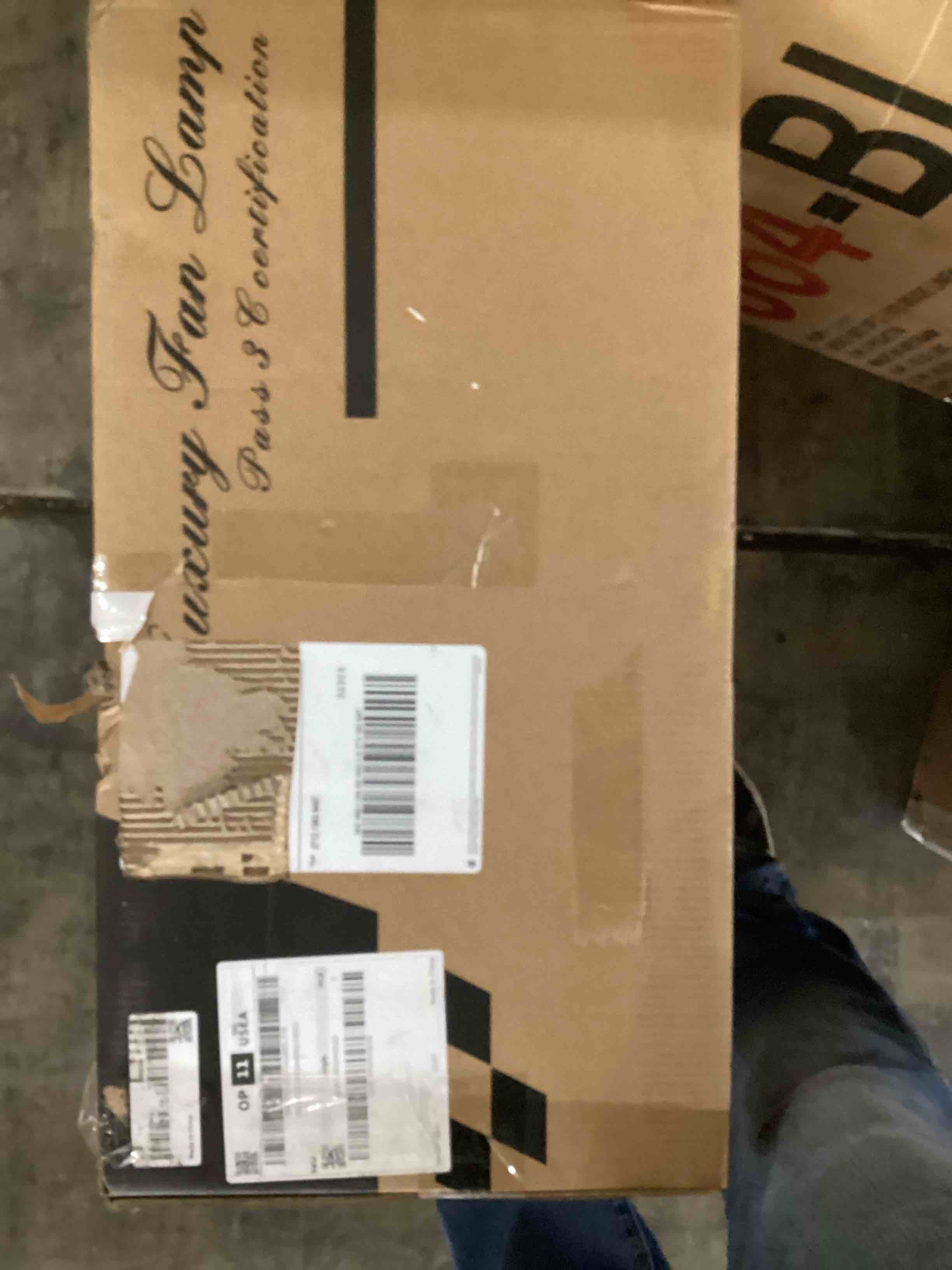 https://s3.amazonaws.com/lotting-images-prod/bidfta/YEL5698081_1712670135353.jpeg