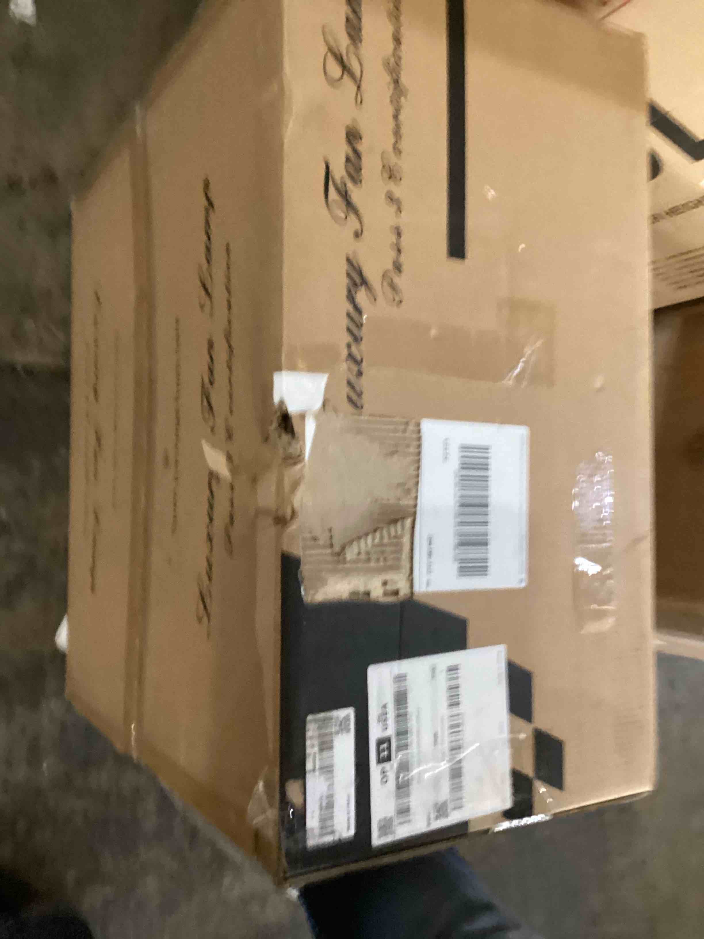 https://s3.amazonaws.com/lotting-images-prod/bidfta/YEL5698081_1712670137903.jpeg