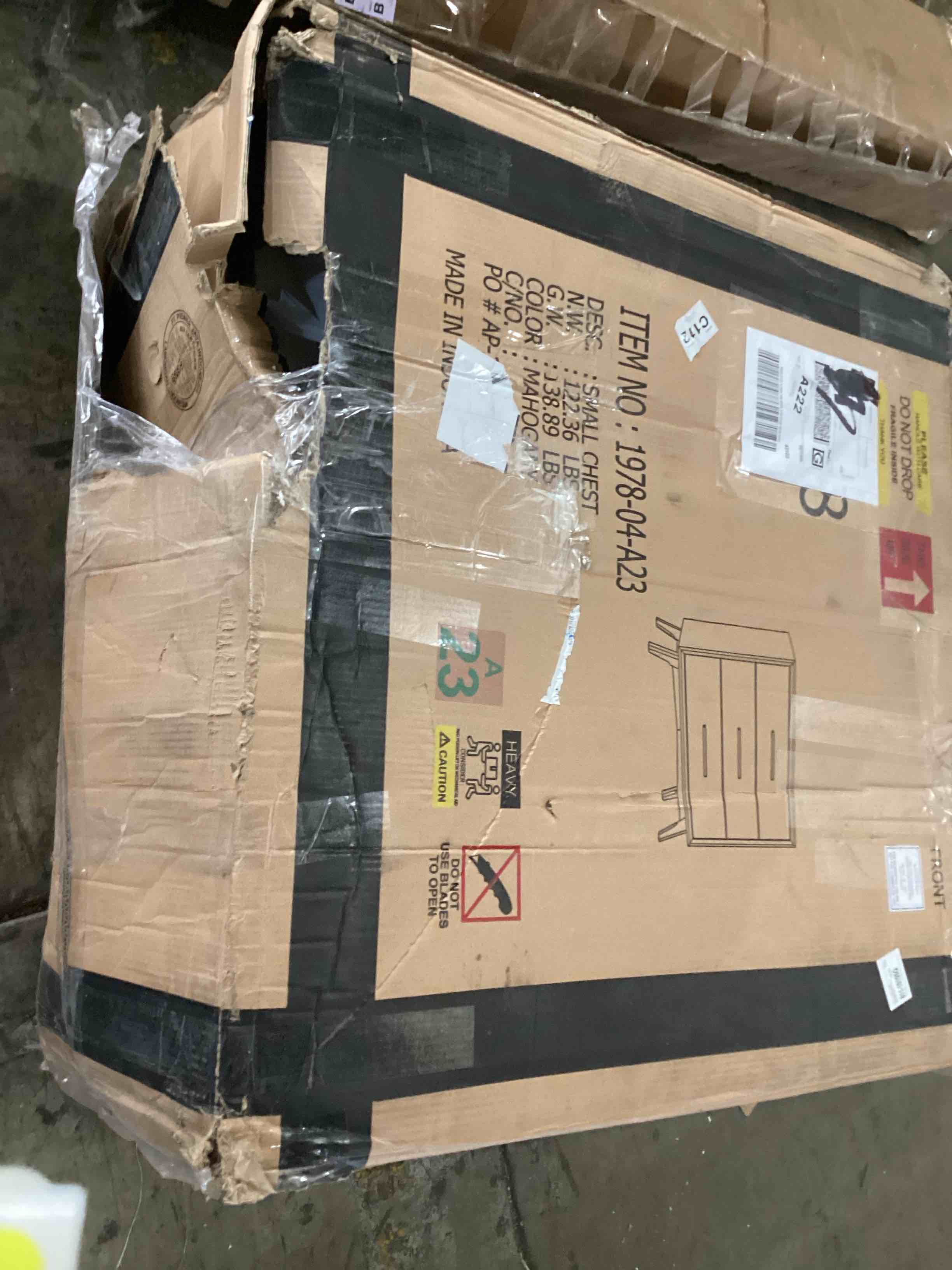 https://s3.amazonaws.com/lotting-images-prod/bidfta/YEL5698247_1712758974341.jpeg