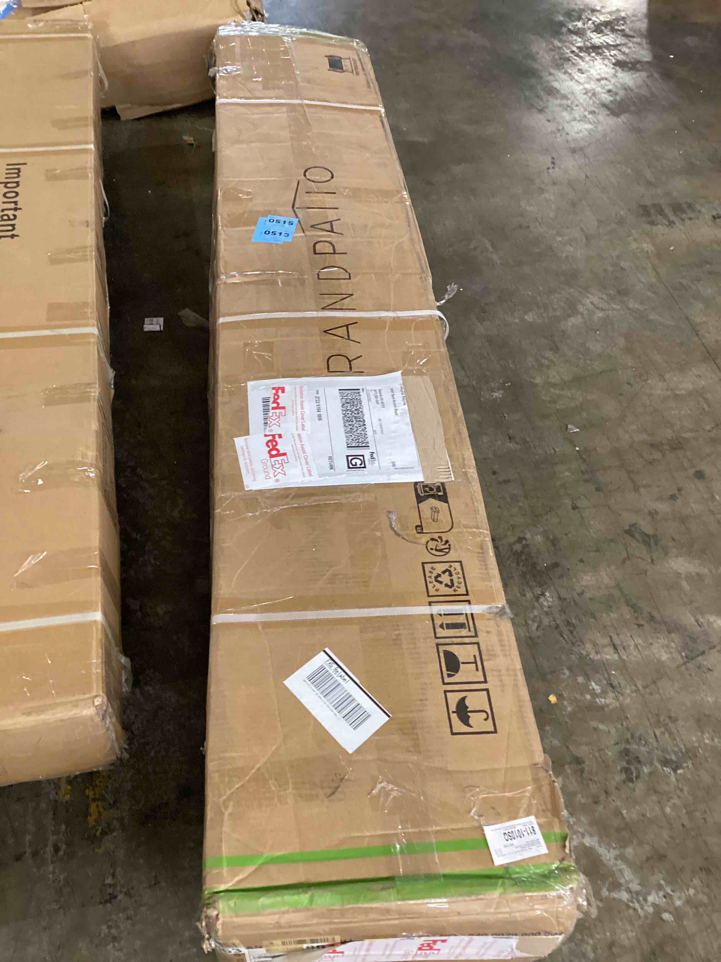 https://s3.amazonaws.com/lotting-images-prod/bidfta/YEL5698250_1712759196088.jpeg