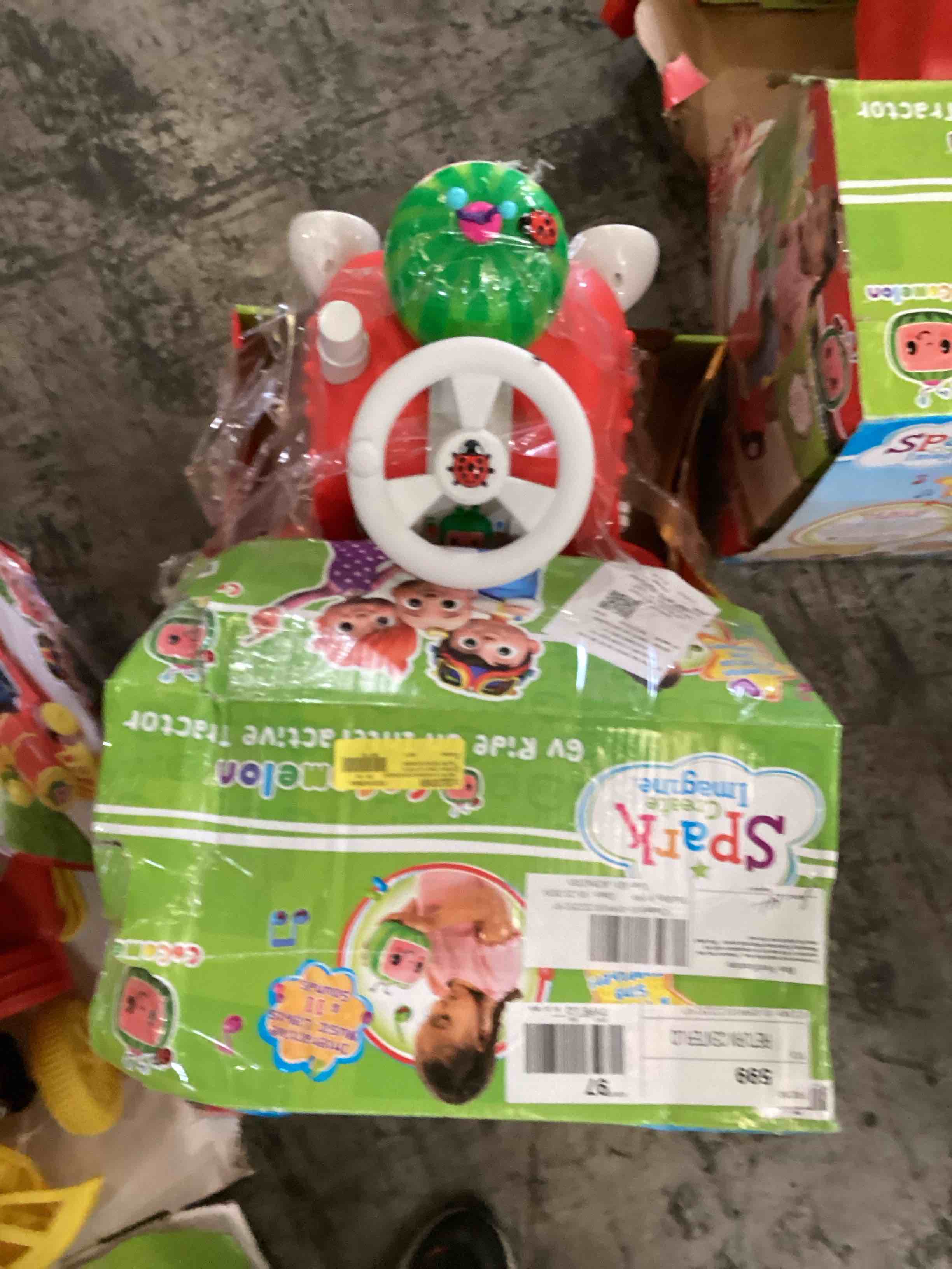 https://s3.amazonaws.com/lotting-images-prod/bidfta/YEL5698316_1712774382281.jpeg