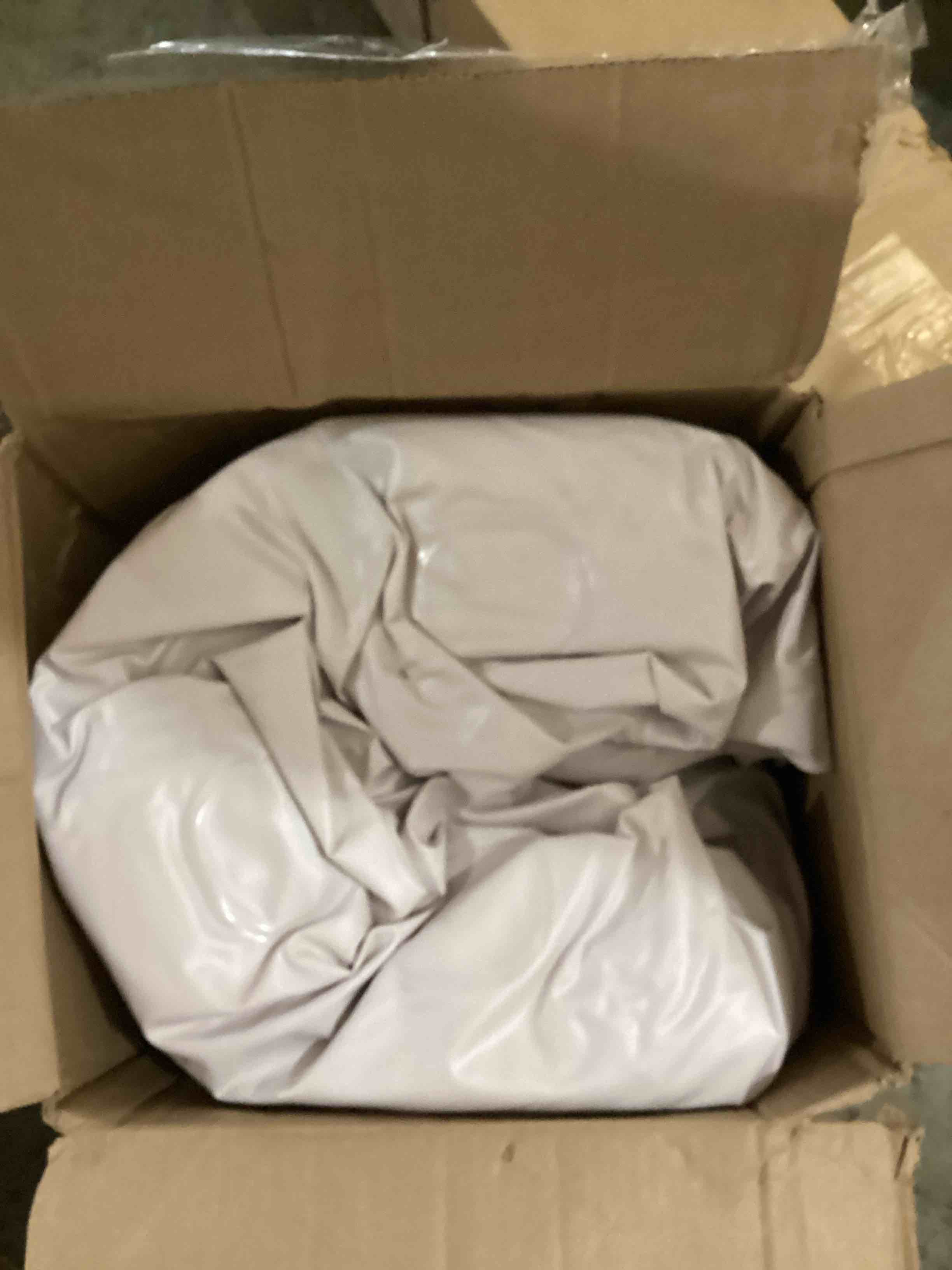 https://s3.amazonaws.com/lotting-images-prod/bidfta/YEL5699369_1717071927502.jpeg