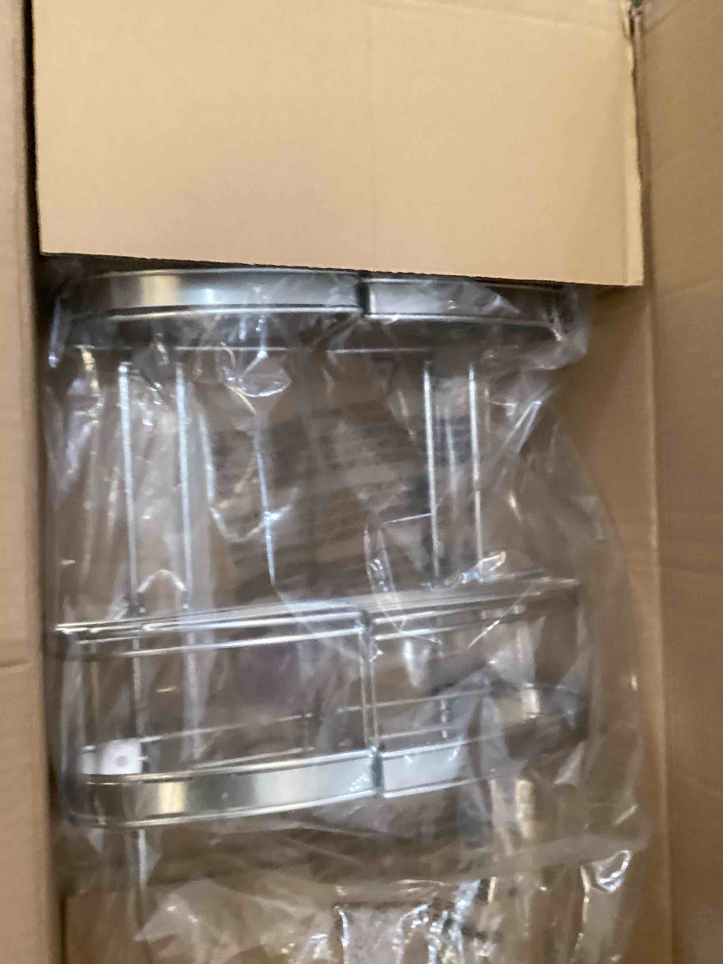 https://s3.amazonaws.com/lotting-images-prod/bidfta/YEL5699809_1718212140331.jpeg