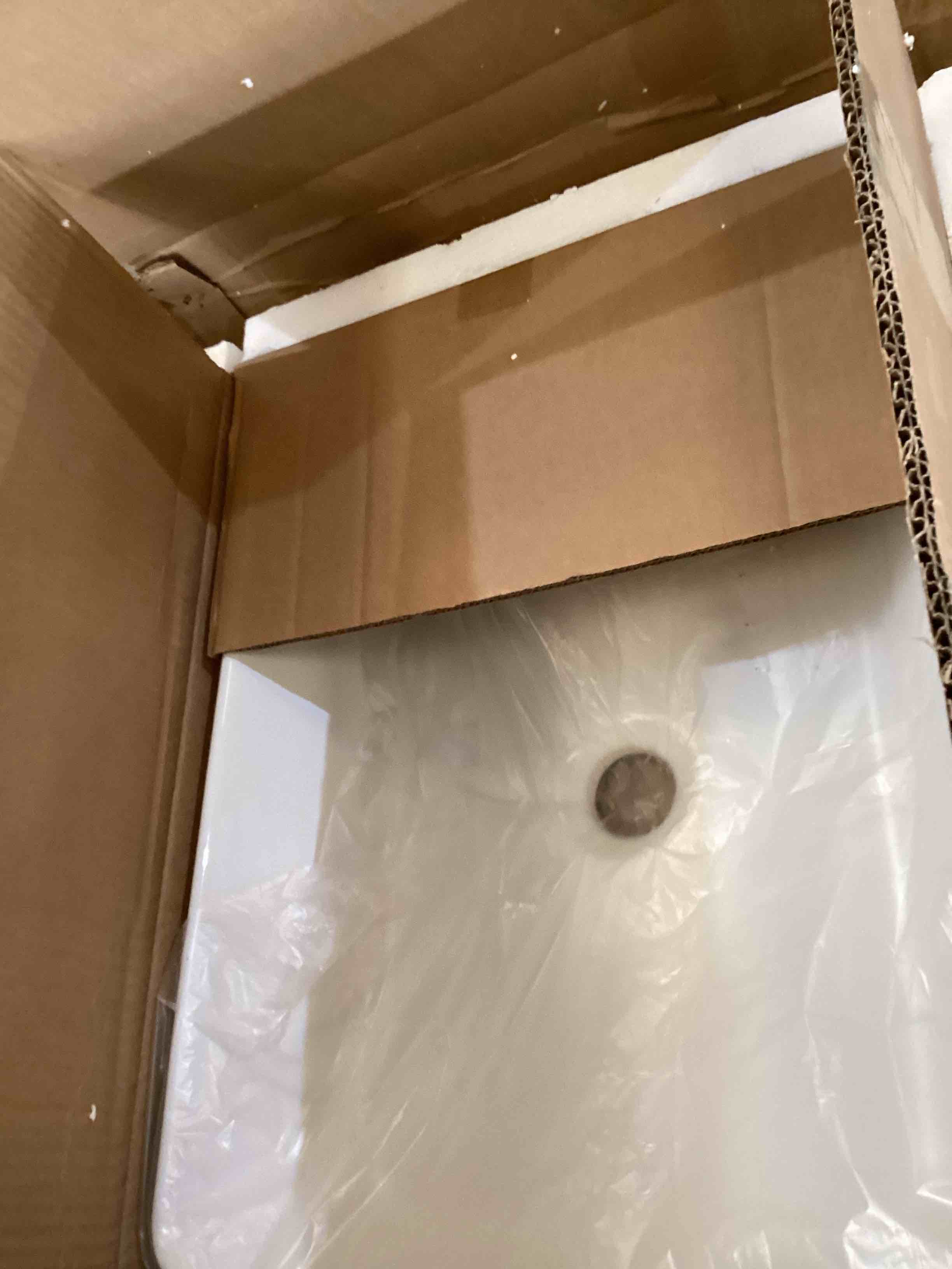 https://s3.amazonaws.com/lotting-images-prod/bidfta/YEL5702215_1714071710580.jpeg