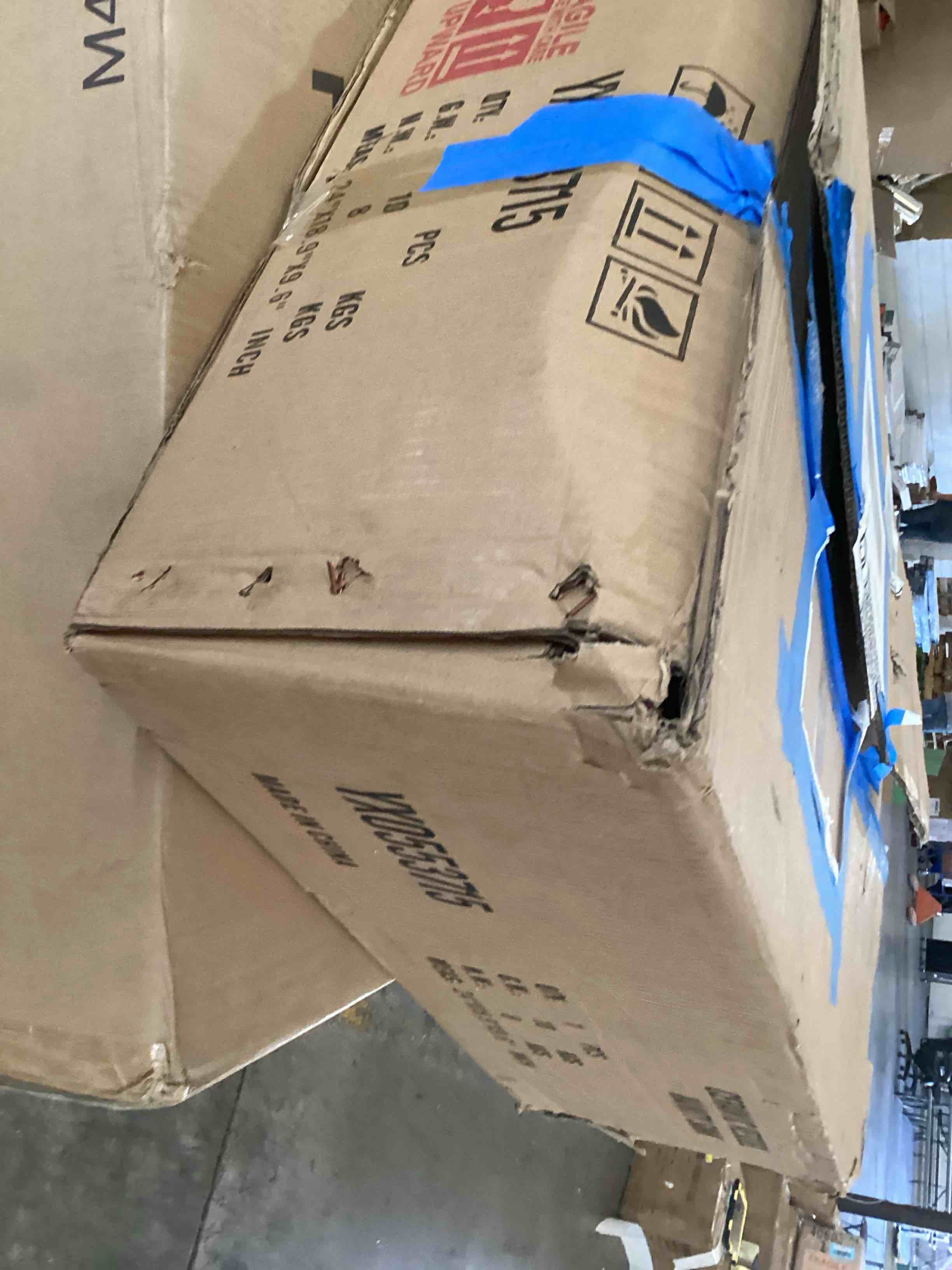 https://s3.amazonaws.com/lotting-images-prod/bidfta/YEL5702215_1714071727462.jpeg