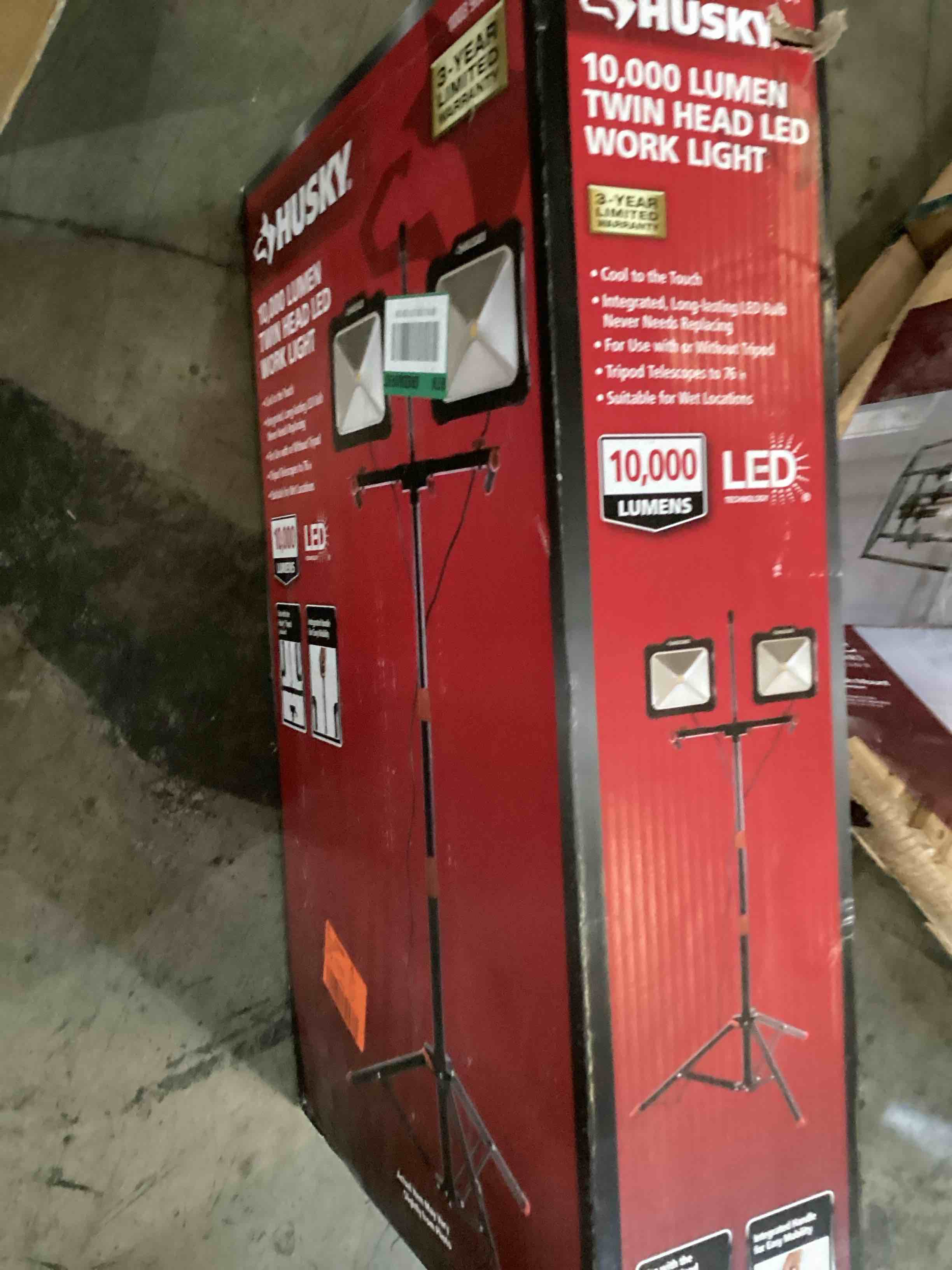 Husky 10,000 Lumen Work Light