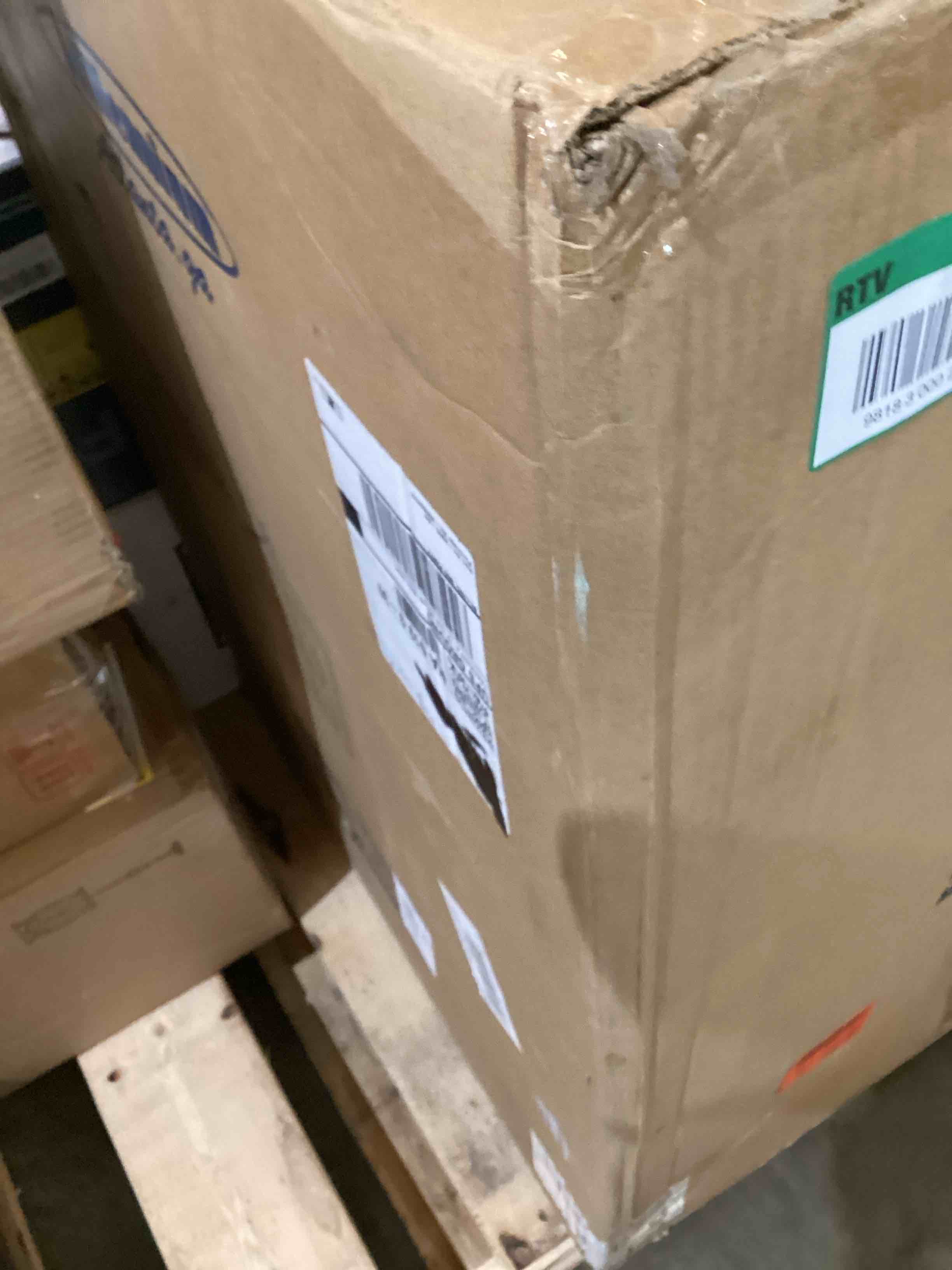 https://s3.amazonaws.com/lotting-images-prod/bidfta/YEL5703306_1715797757528.jpeg